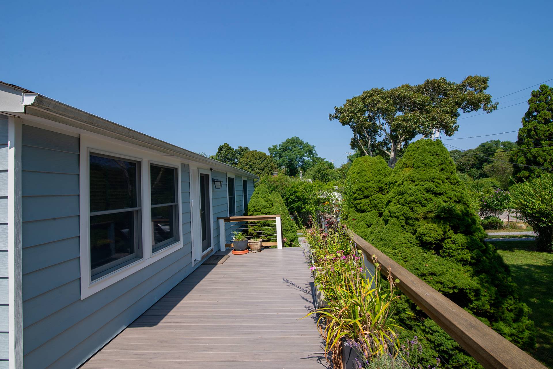 32 Ditch Plains Road