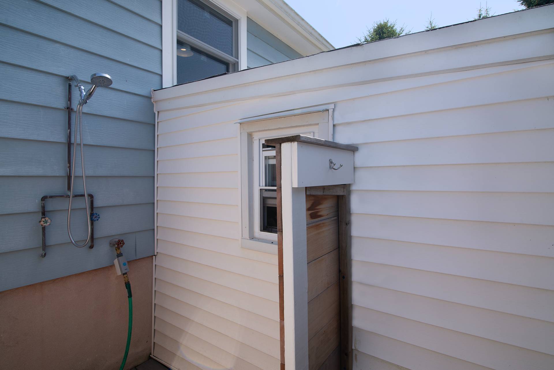 32 Ditch Plains Road