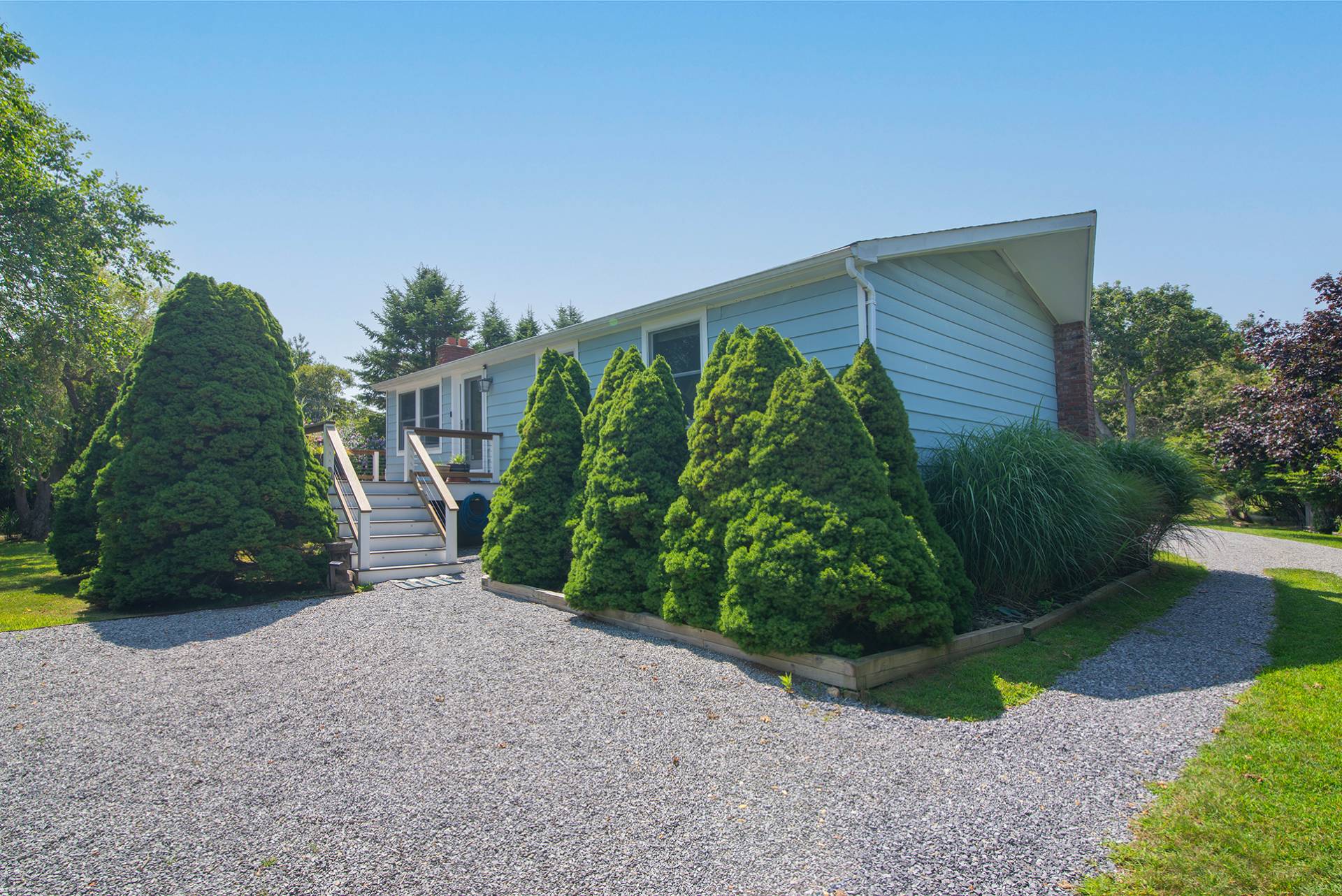 32 Ditch Plains Road