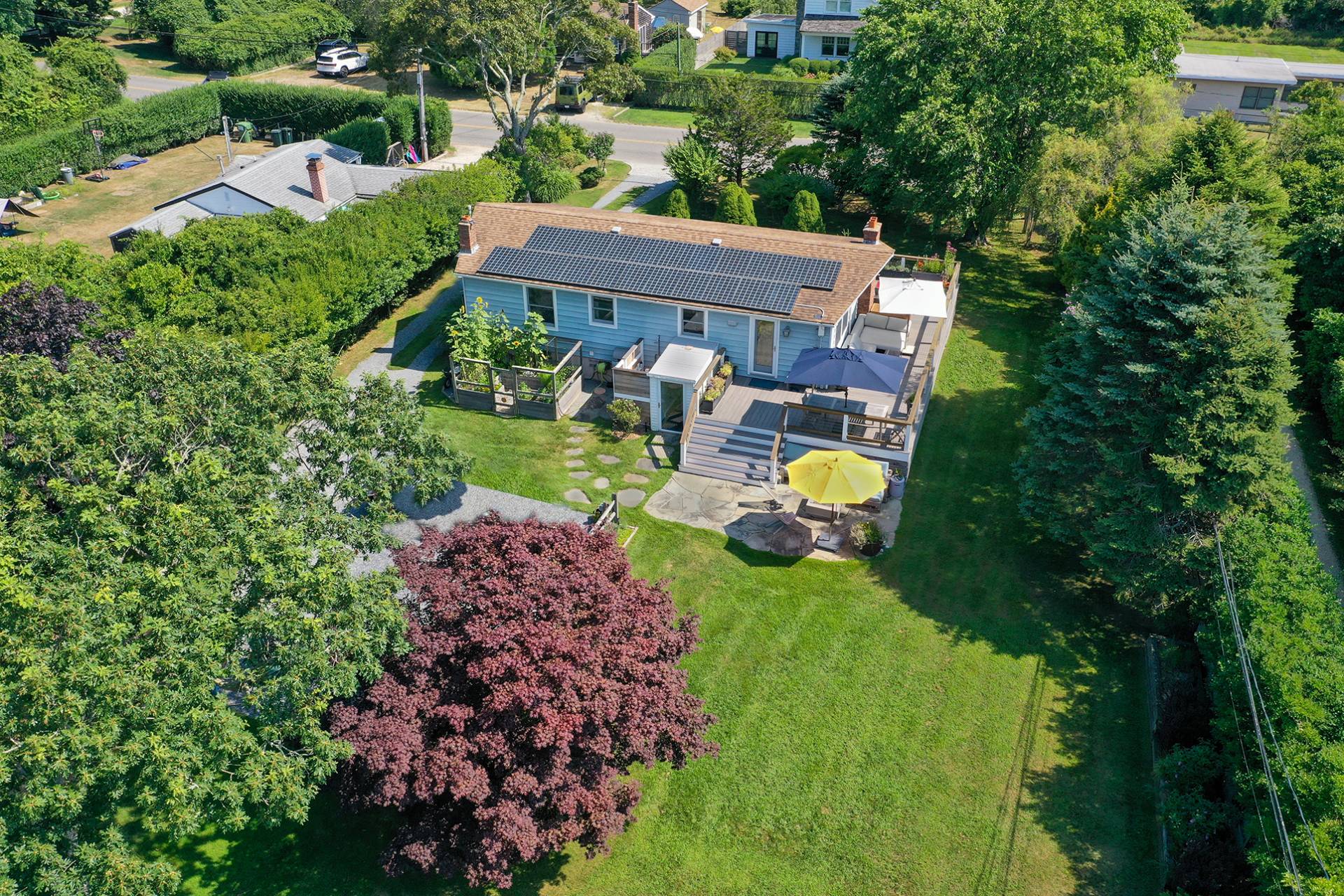 32 Ditch Plains Road