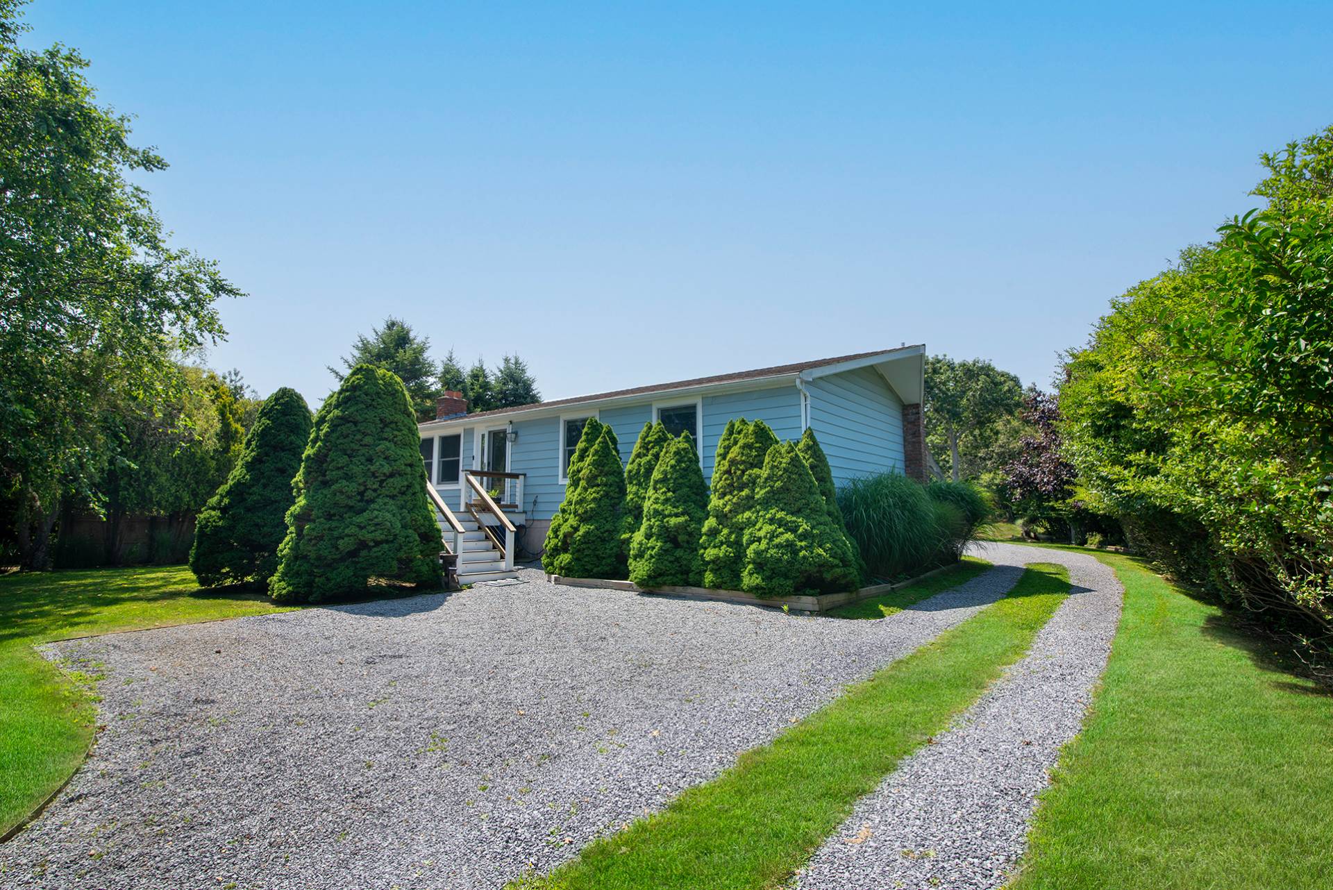 32 Ditch Plains Road