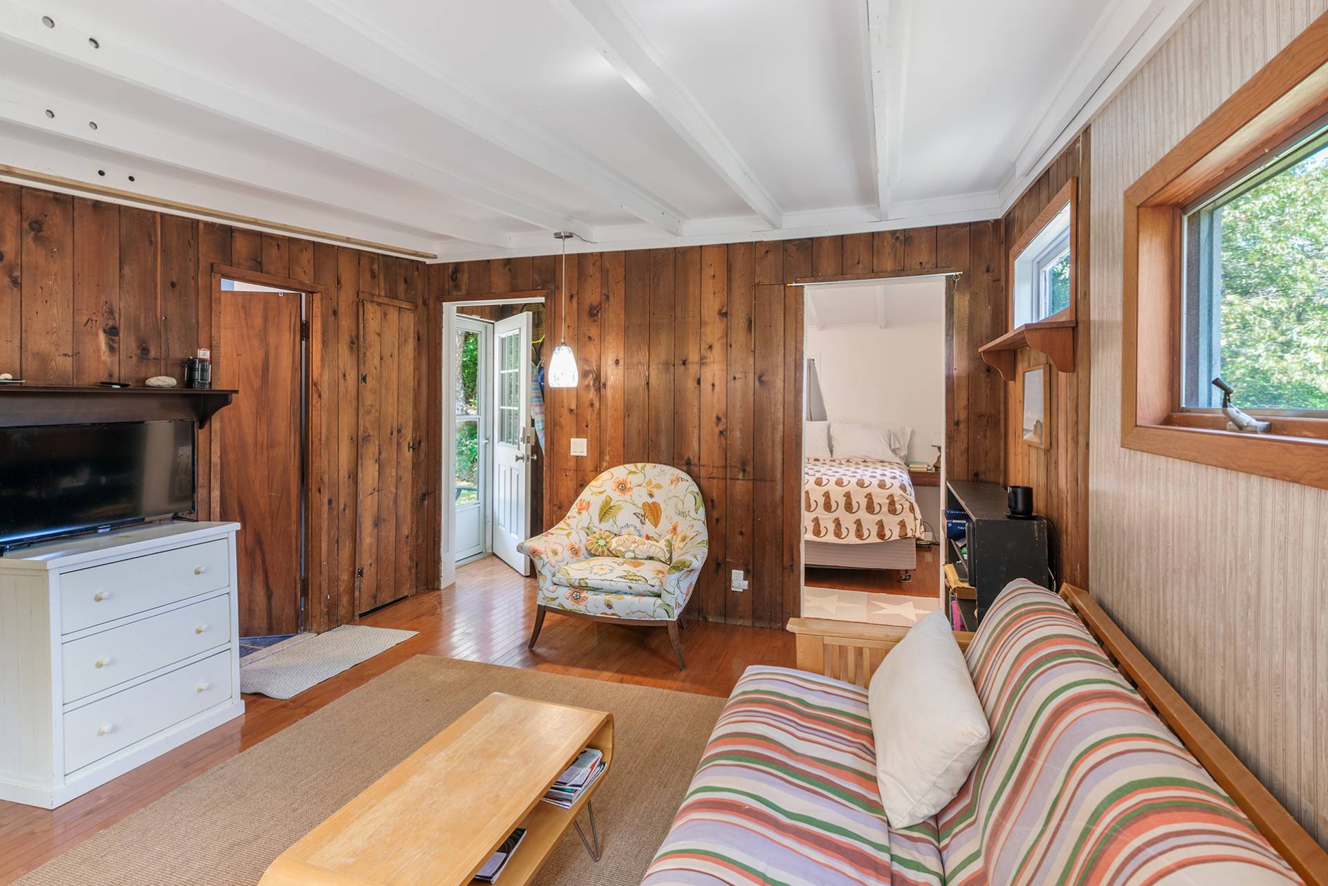 32 Ditch Plains Road