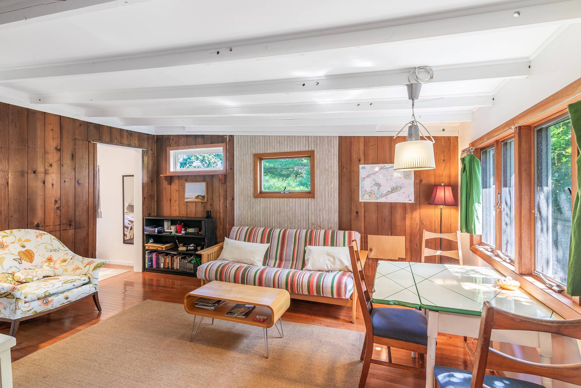 32 Ditch Plains Road