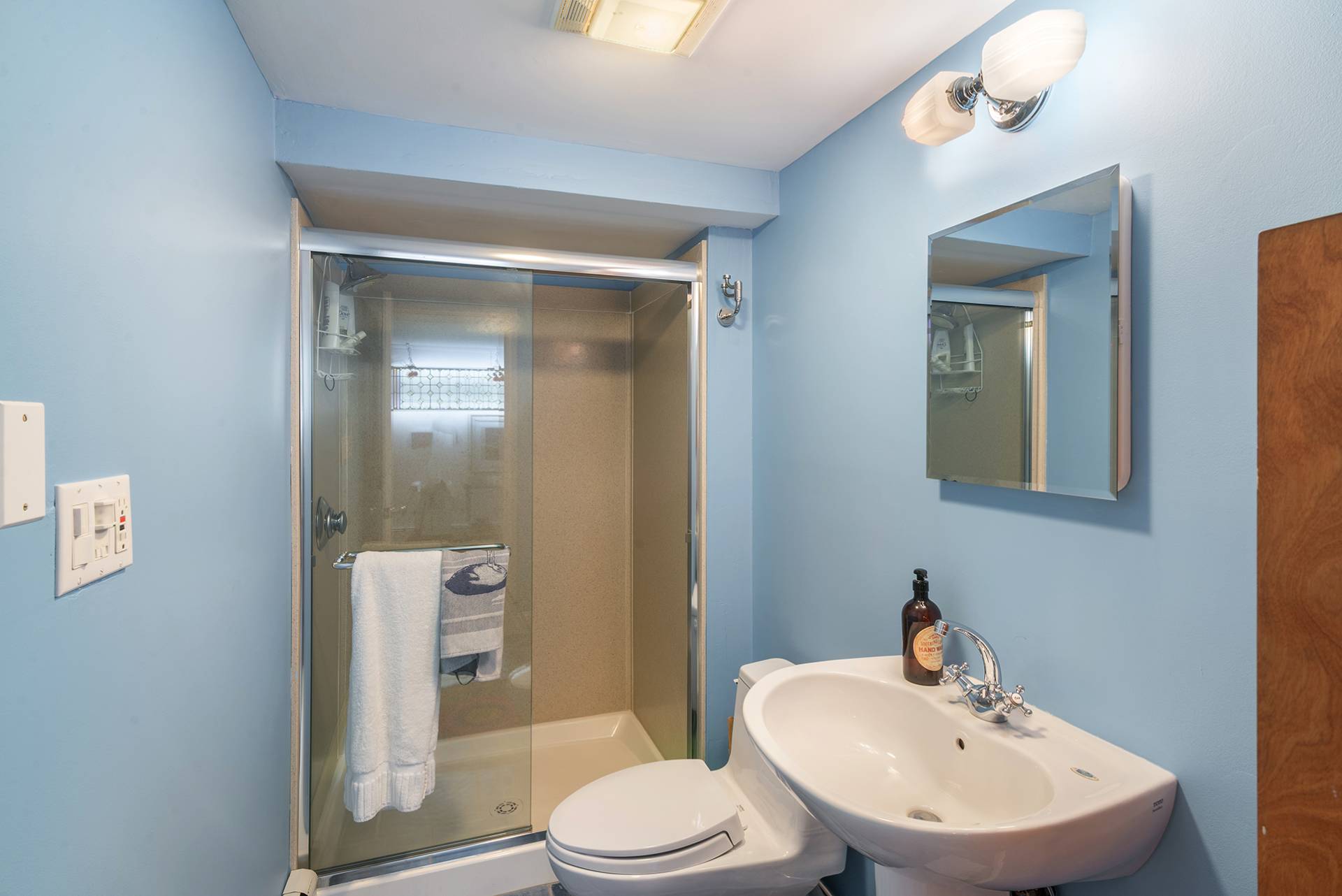 32 Ditch Plains Road