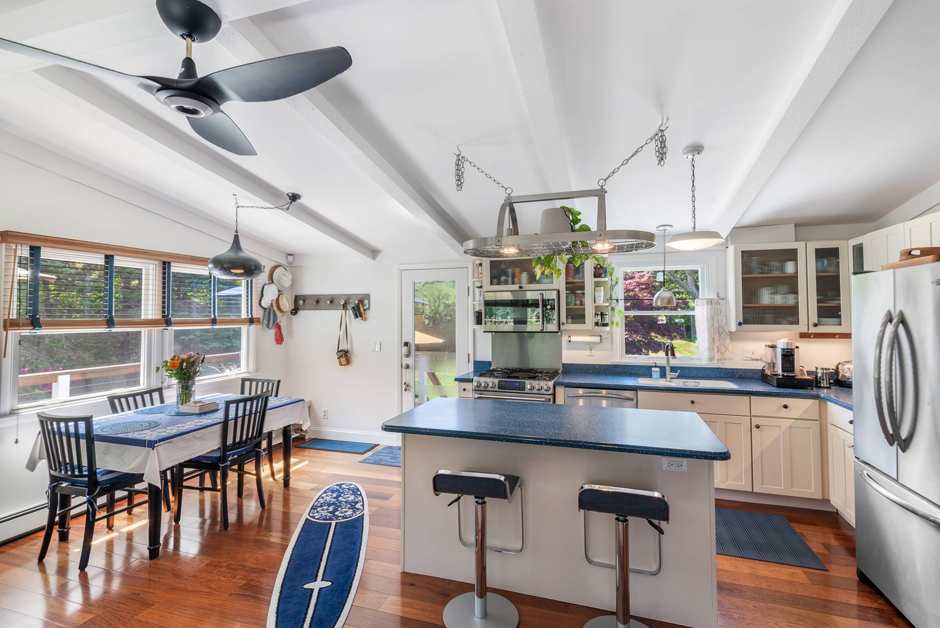 32 Ditch Plains Road