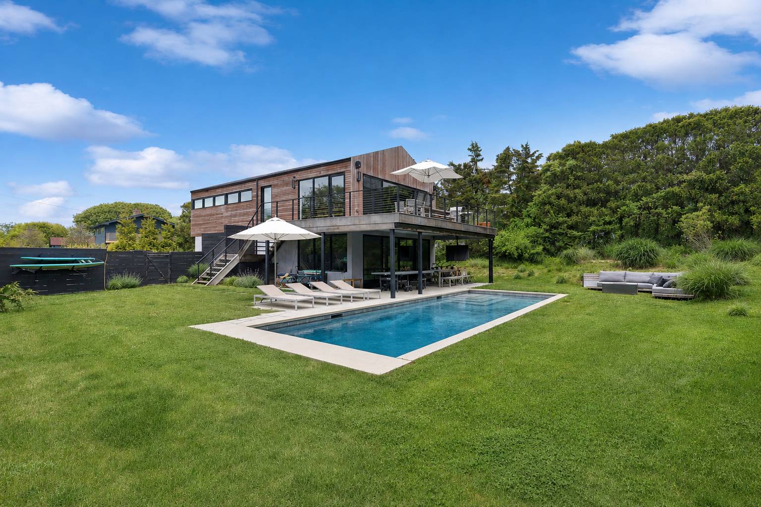 22 Caswell Road