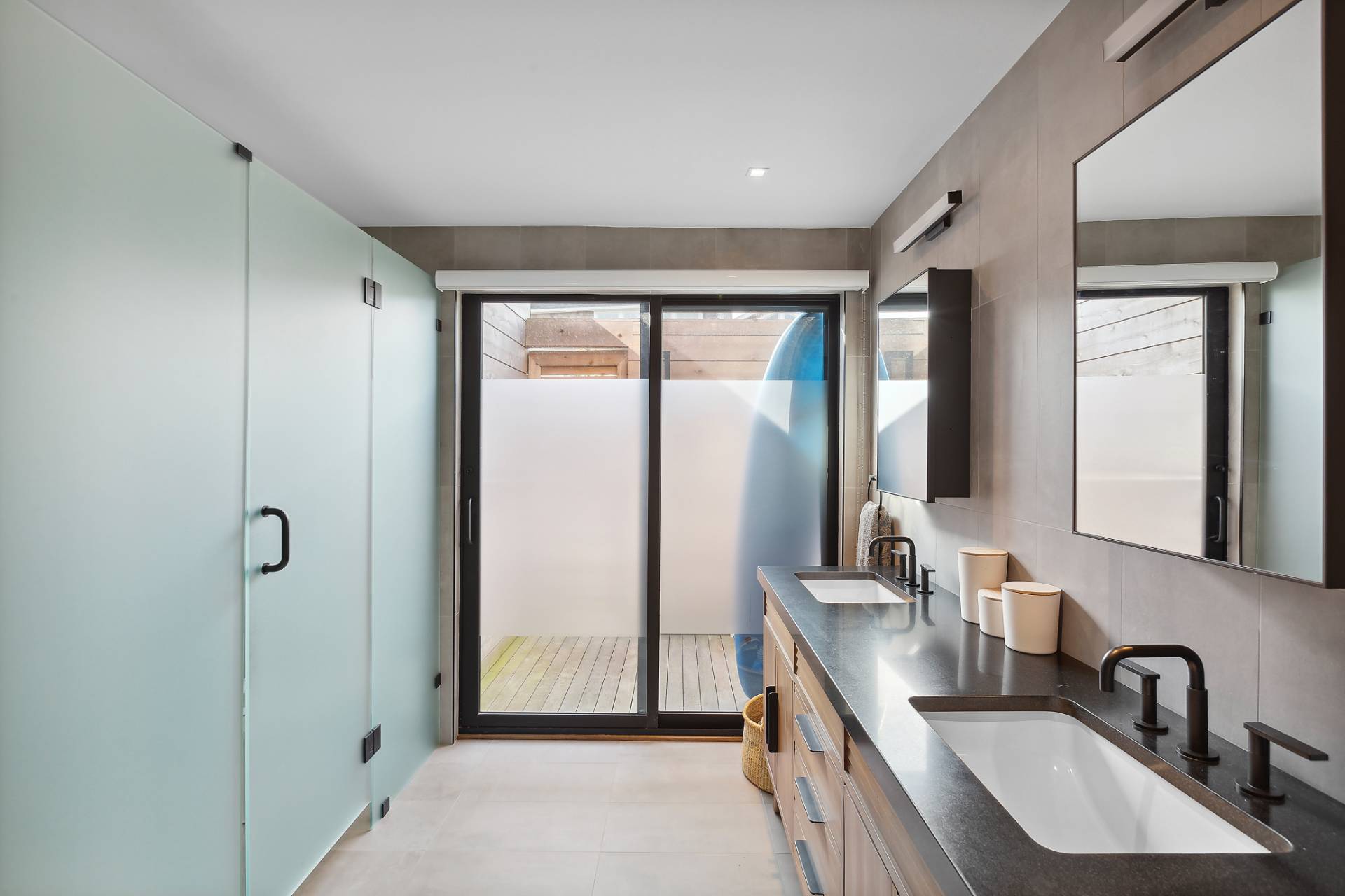 22 Caswell Road