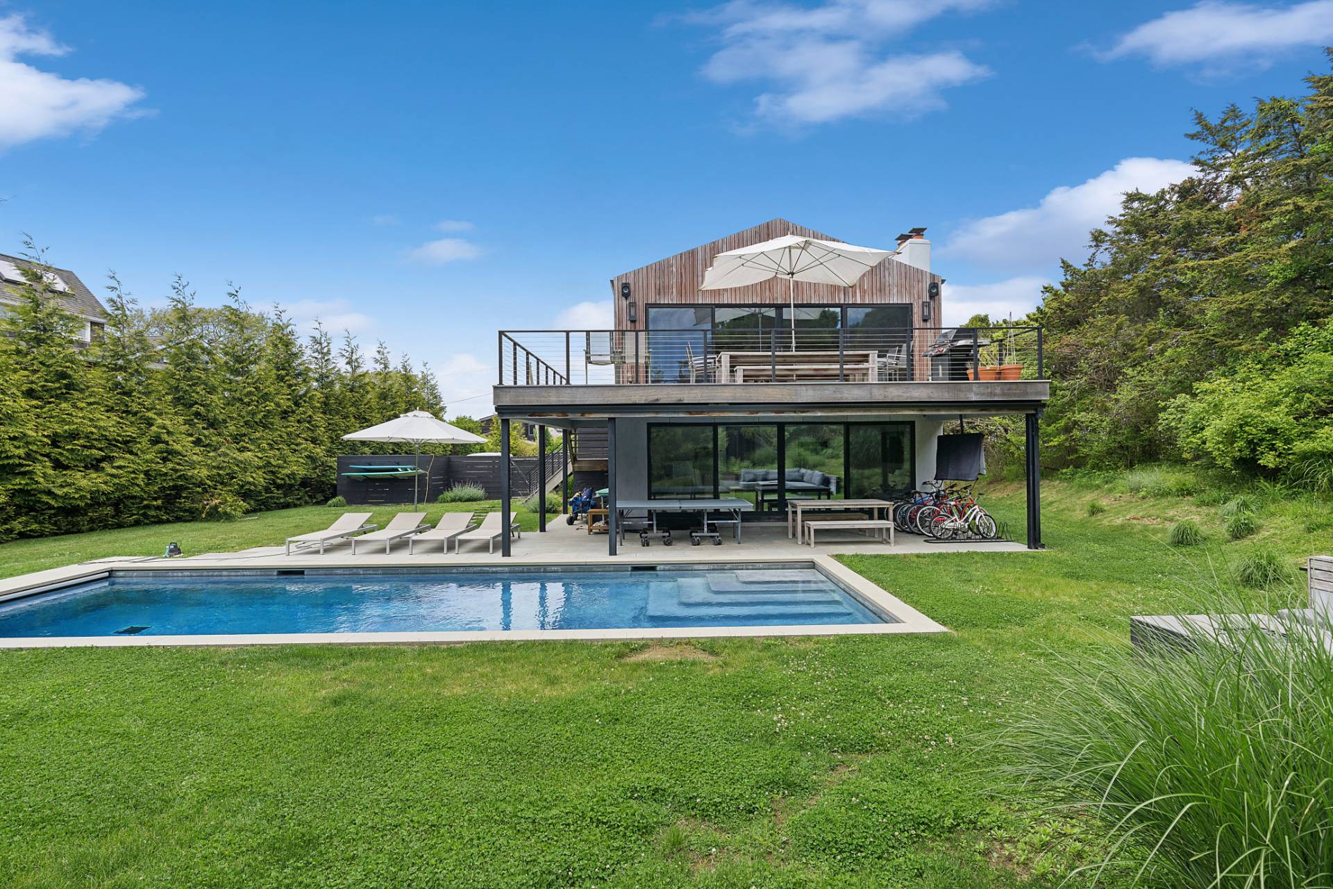 22 Caswell Road
