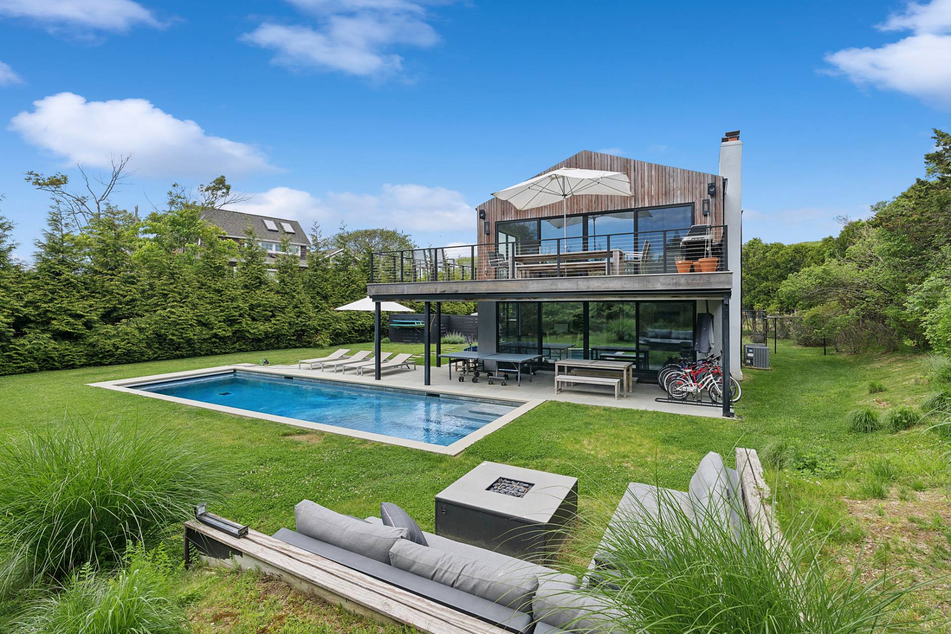 22 Caswell Road