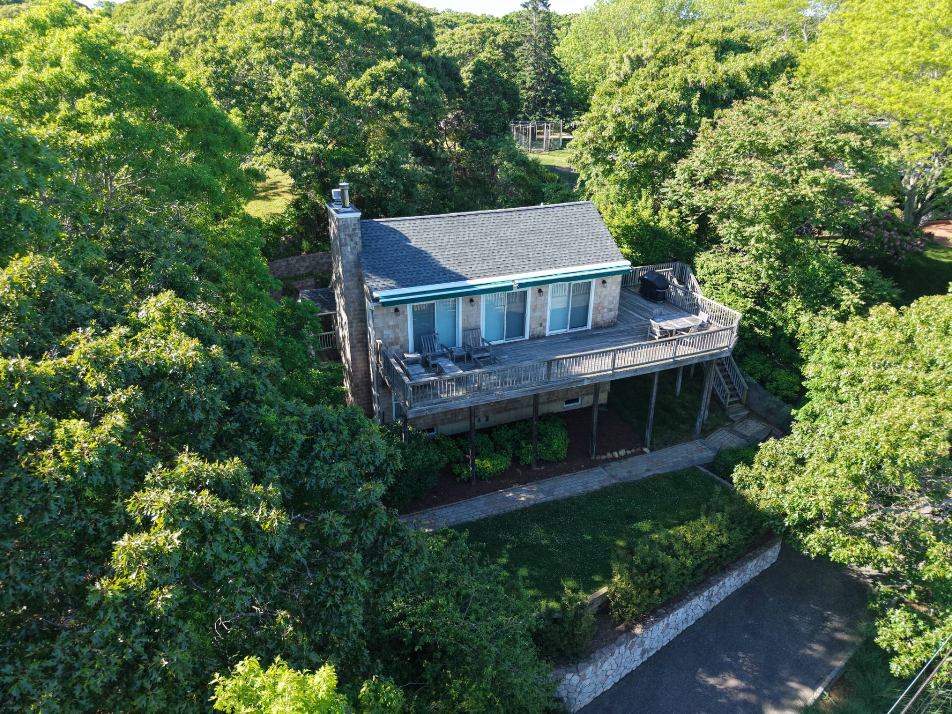39 Adams Drive