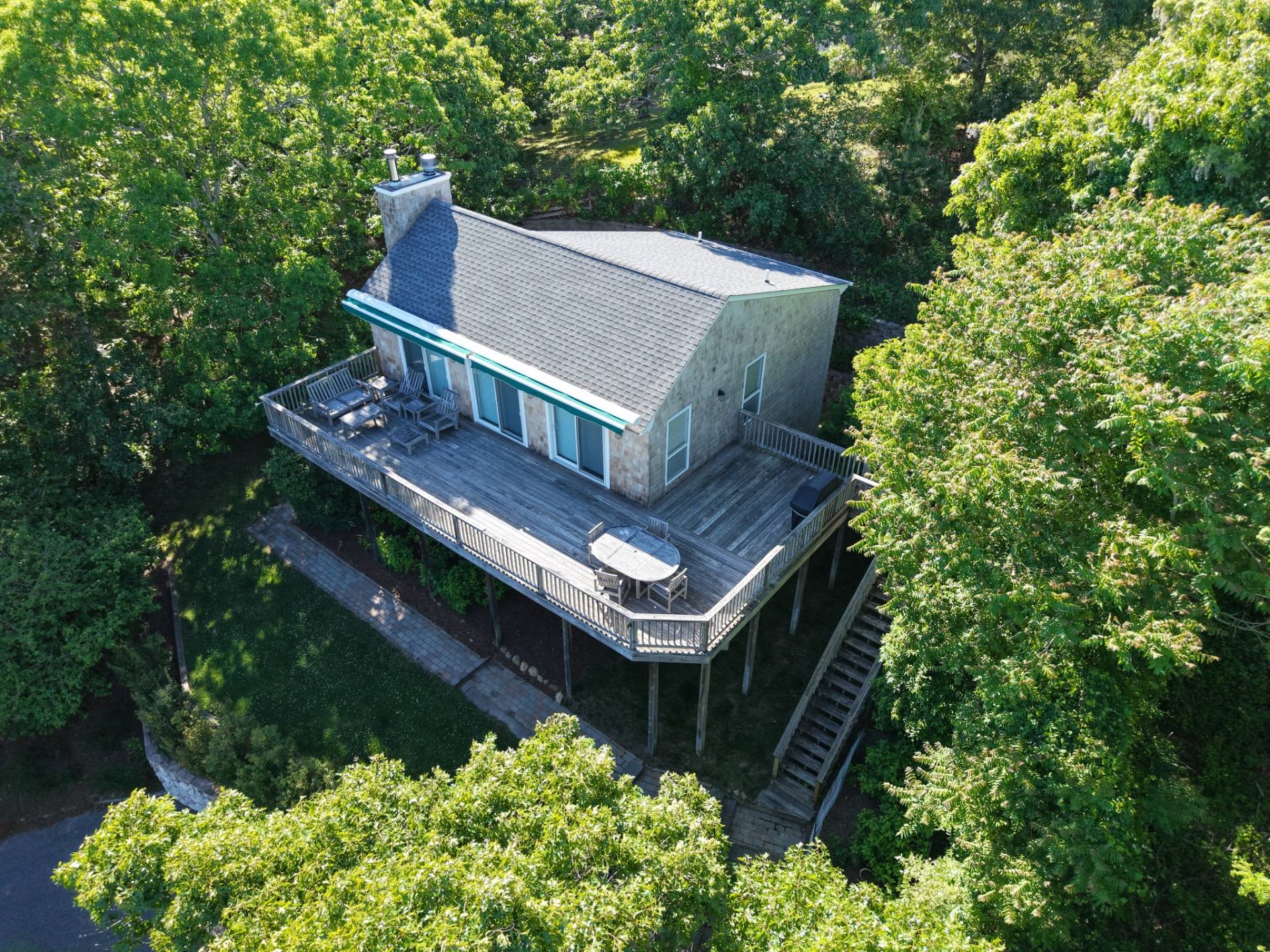 39 Adams Drive