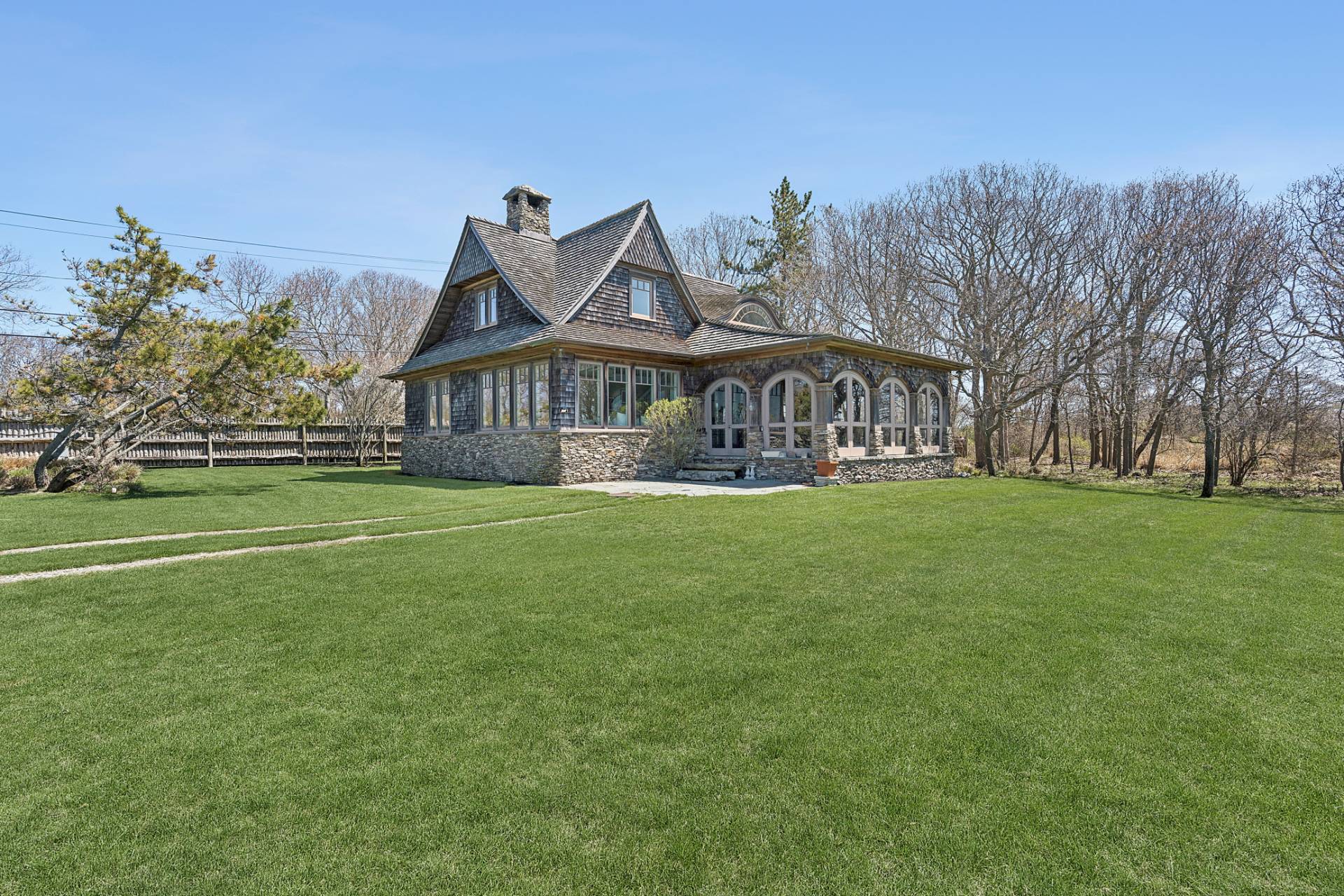 521 East Lake Drive