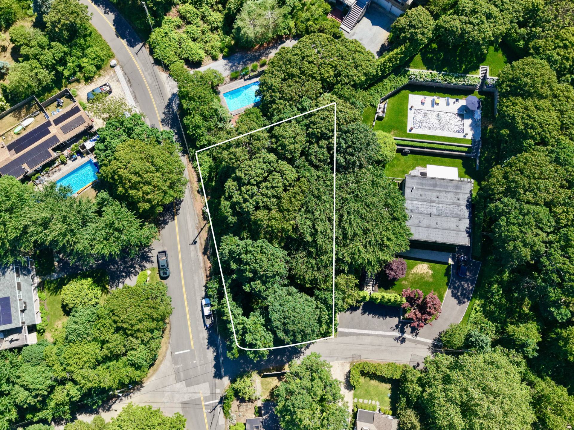 30 South Dewey Place