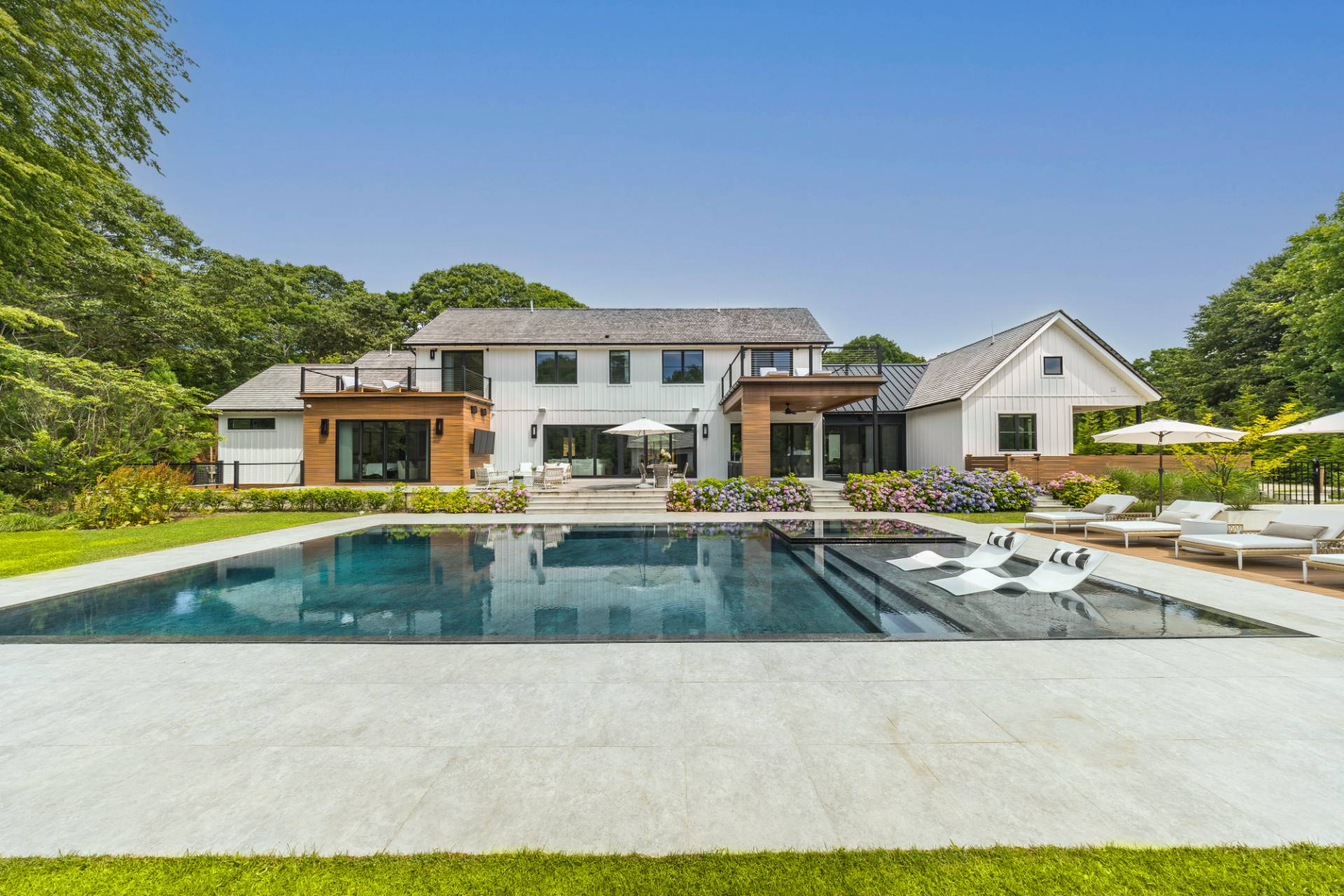 95 Washington Drive