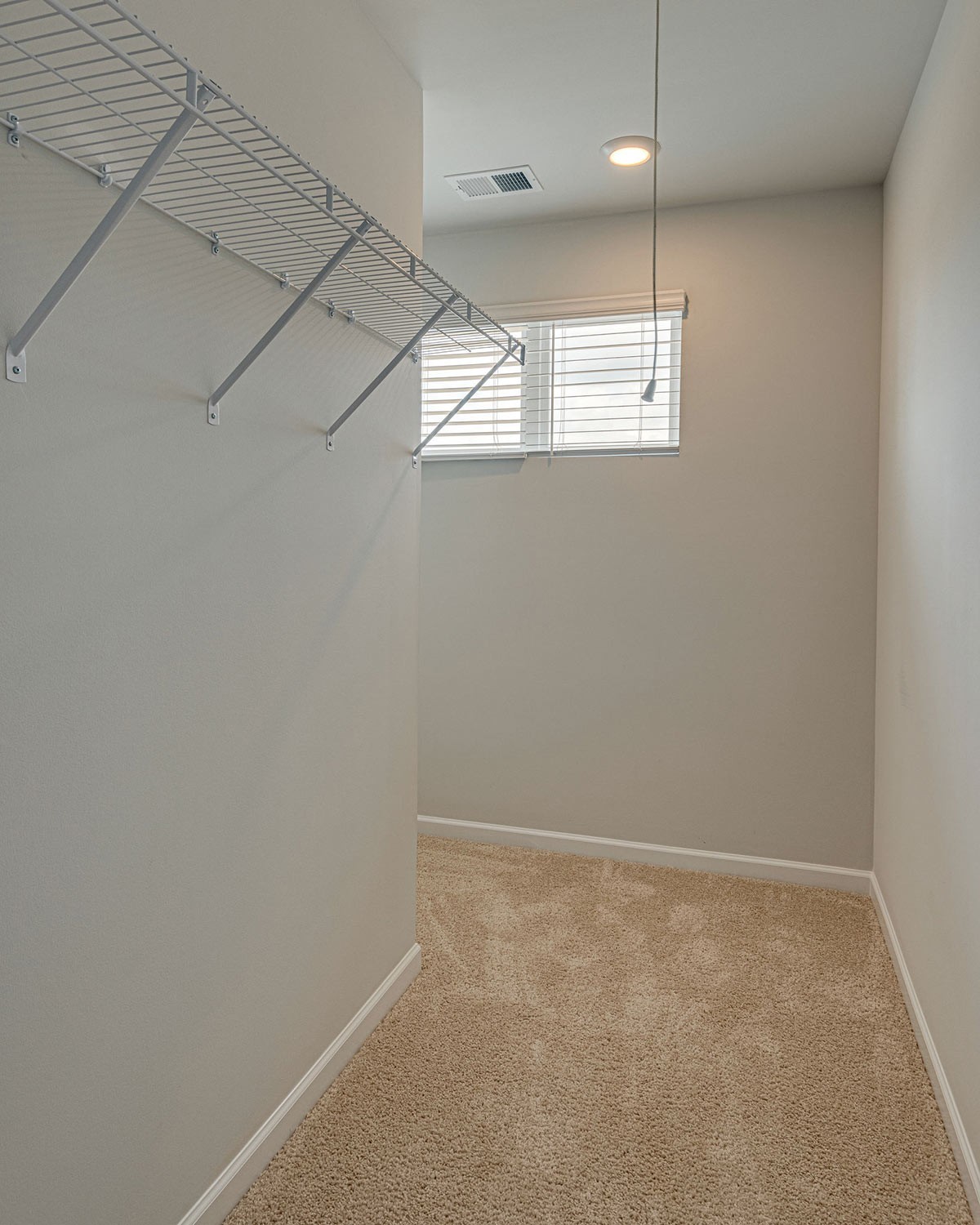 7193 Golden Way