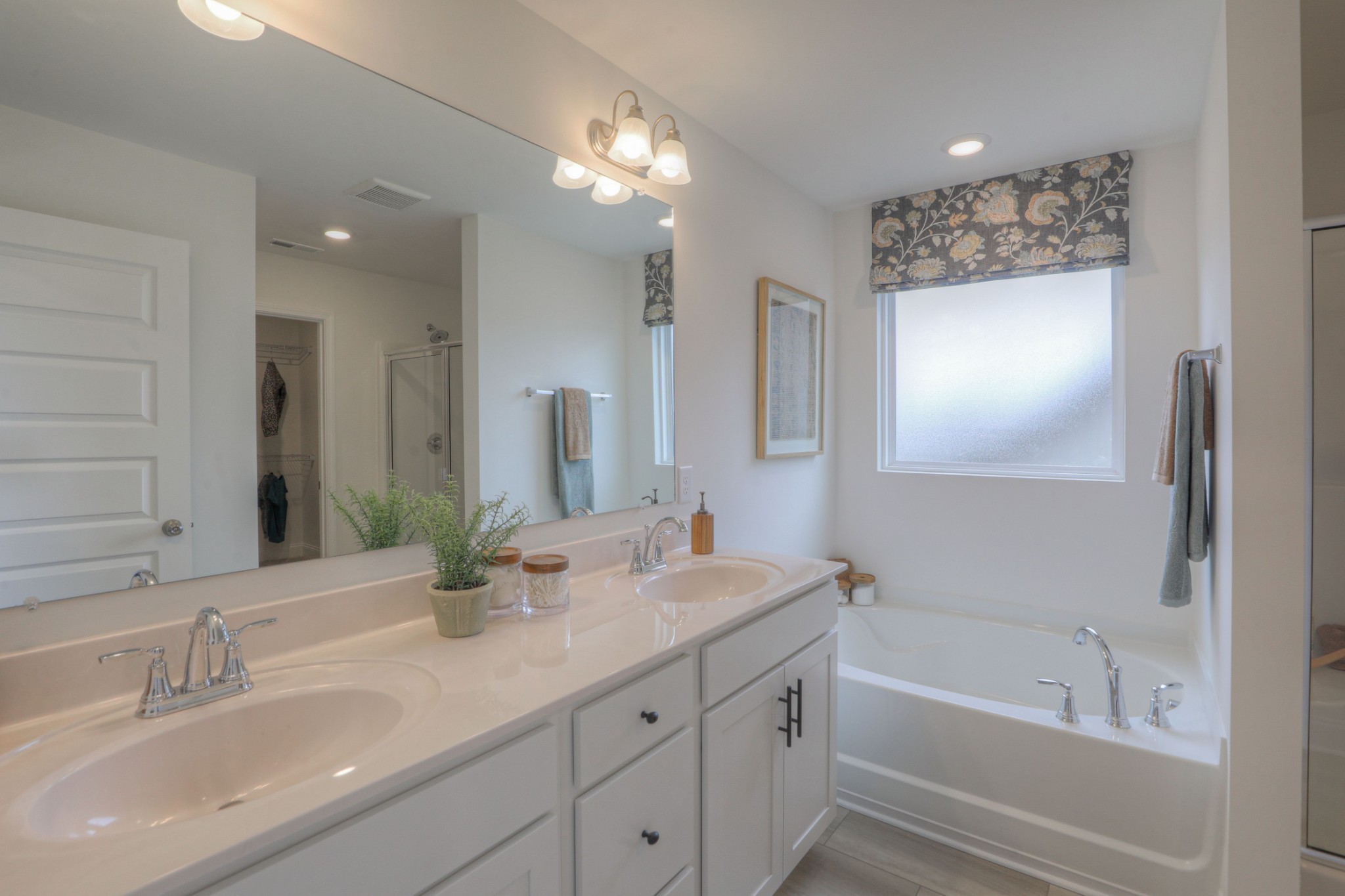 295 Shayton Pass