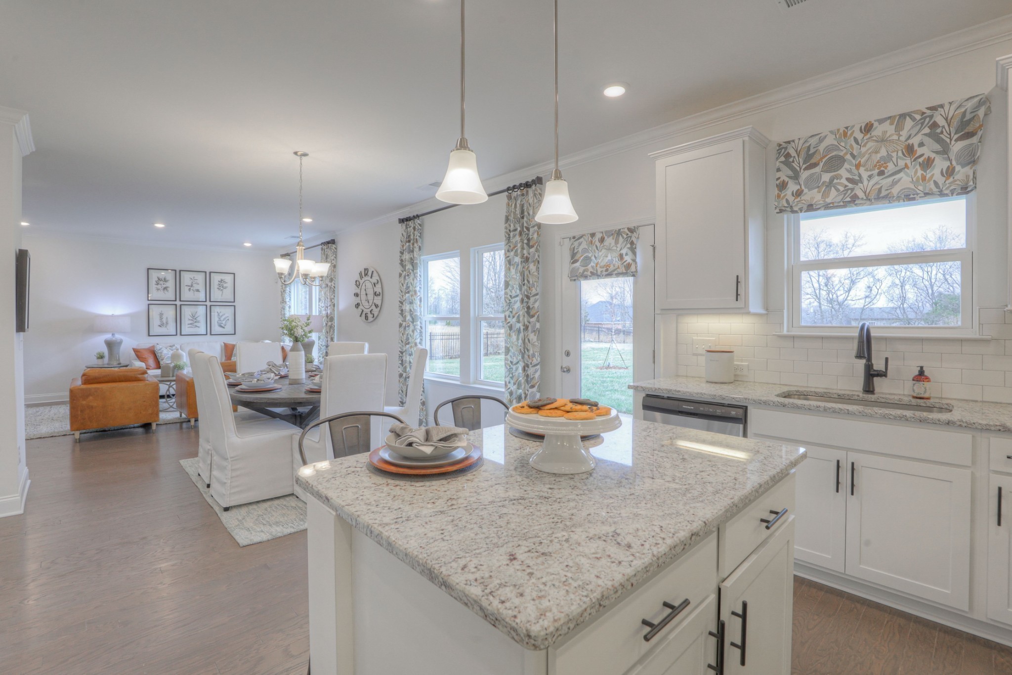 295 Shayton Pass