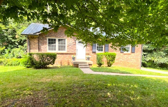 2733 Turner Ln