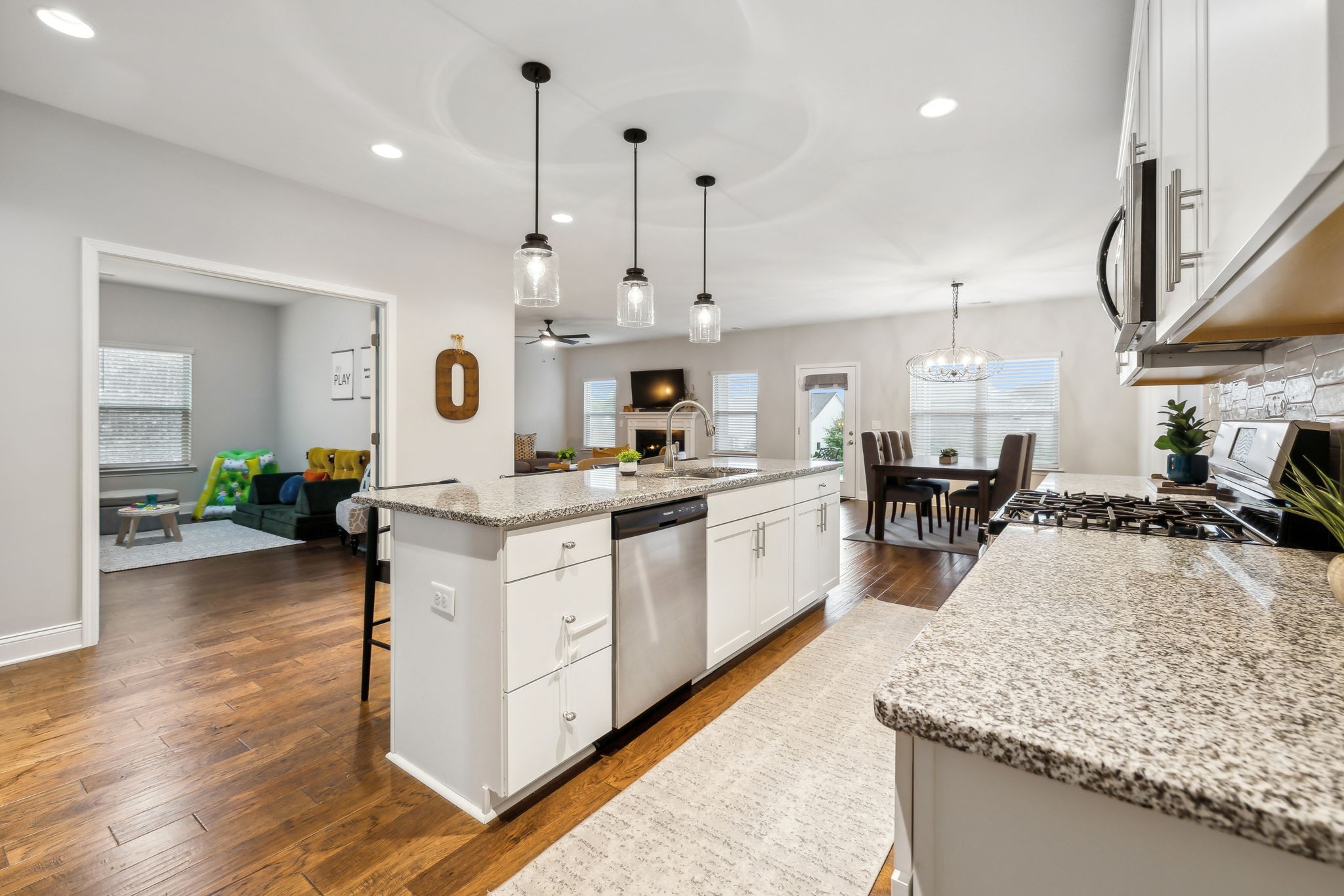 144 Santa Rosa Dr