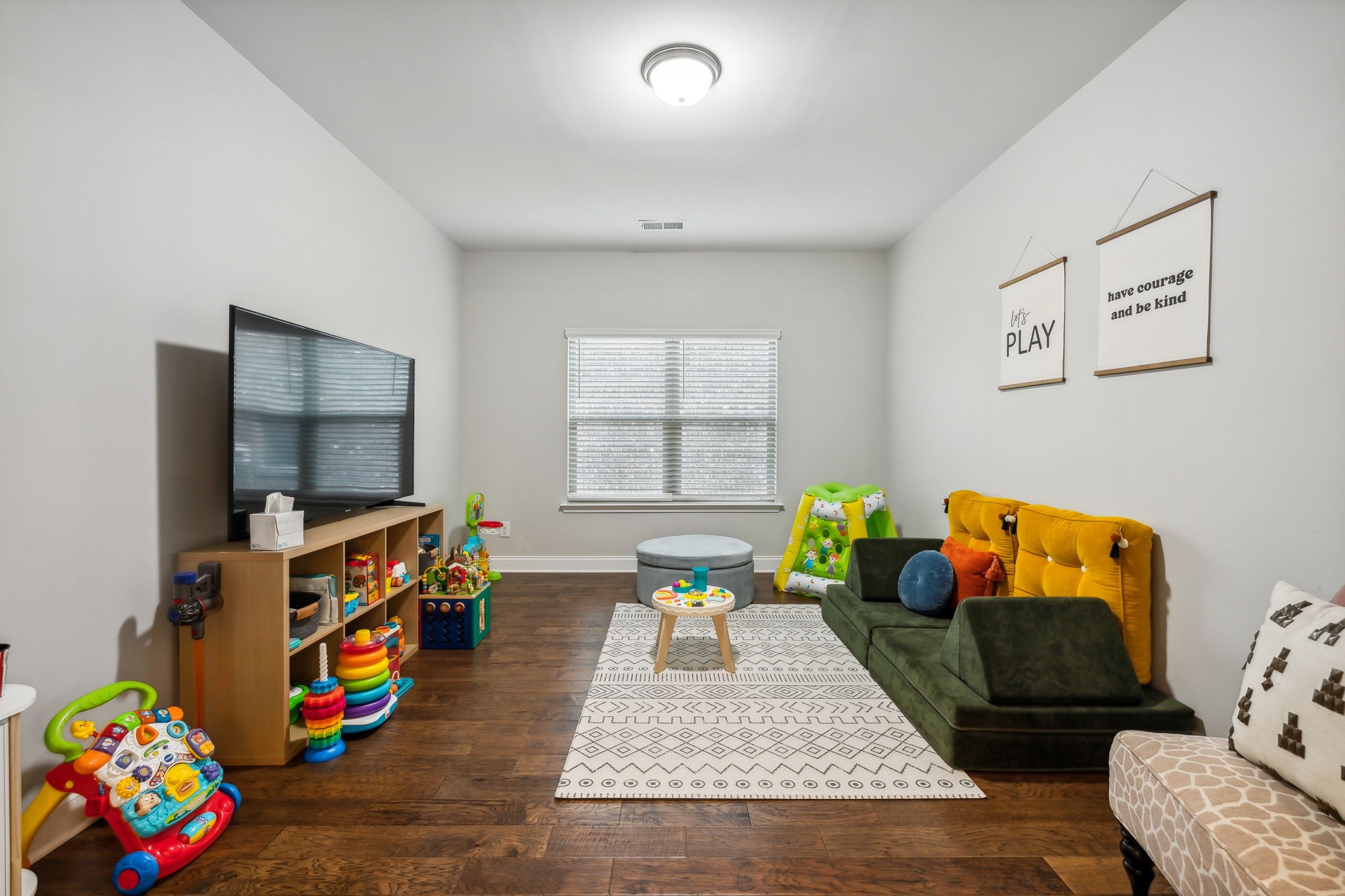 144 Santa Rosa Dr