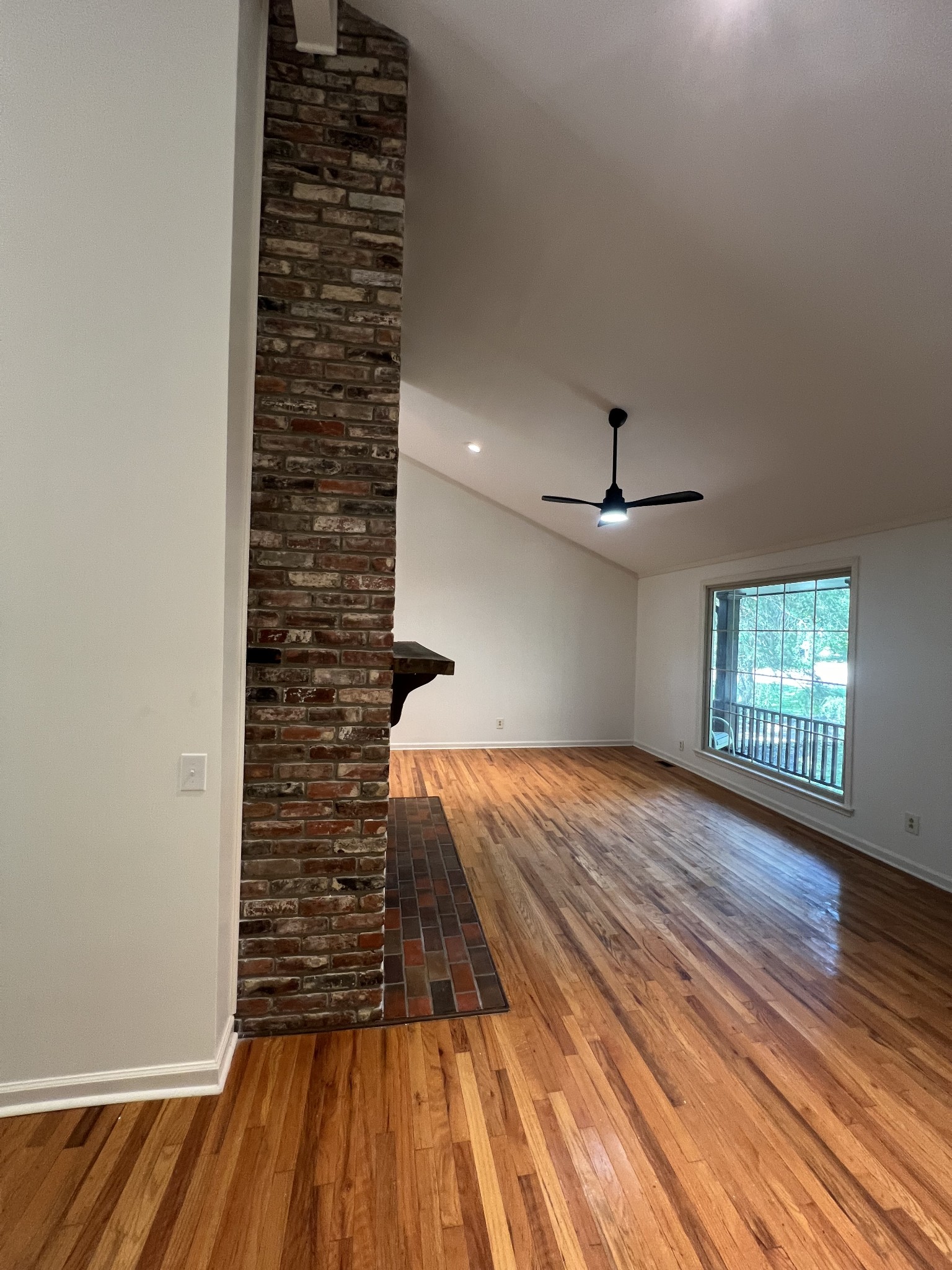 114 Timberline Dr