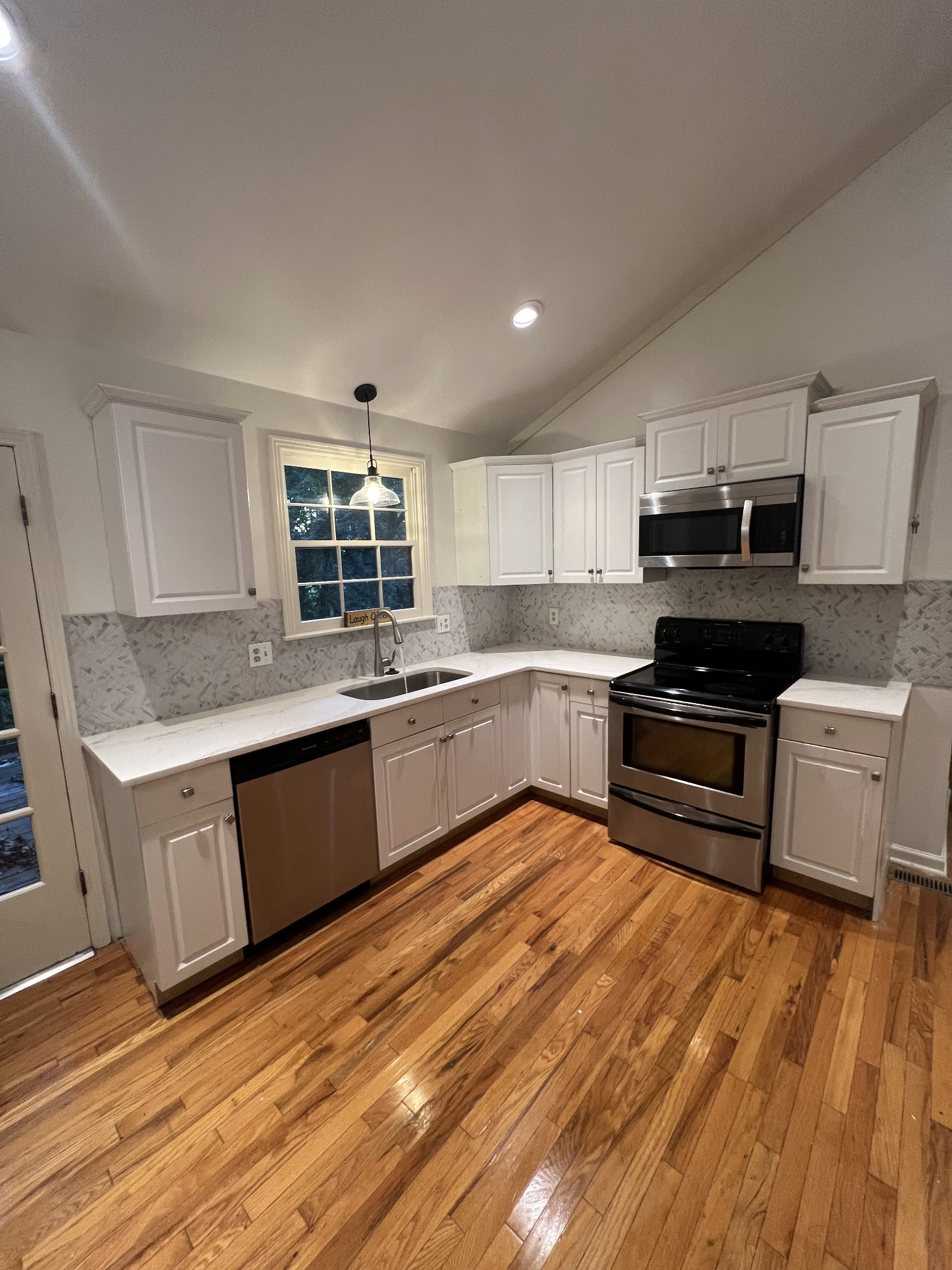 114 Timberline Dr