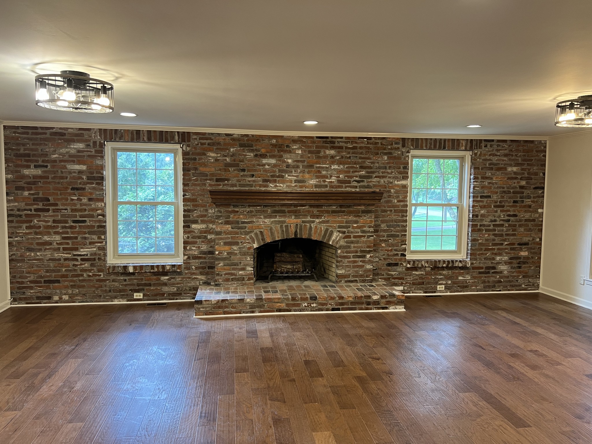 114 Timberline Dr