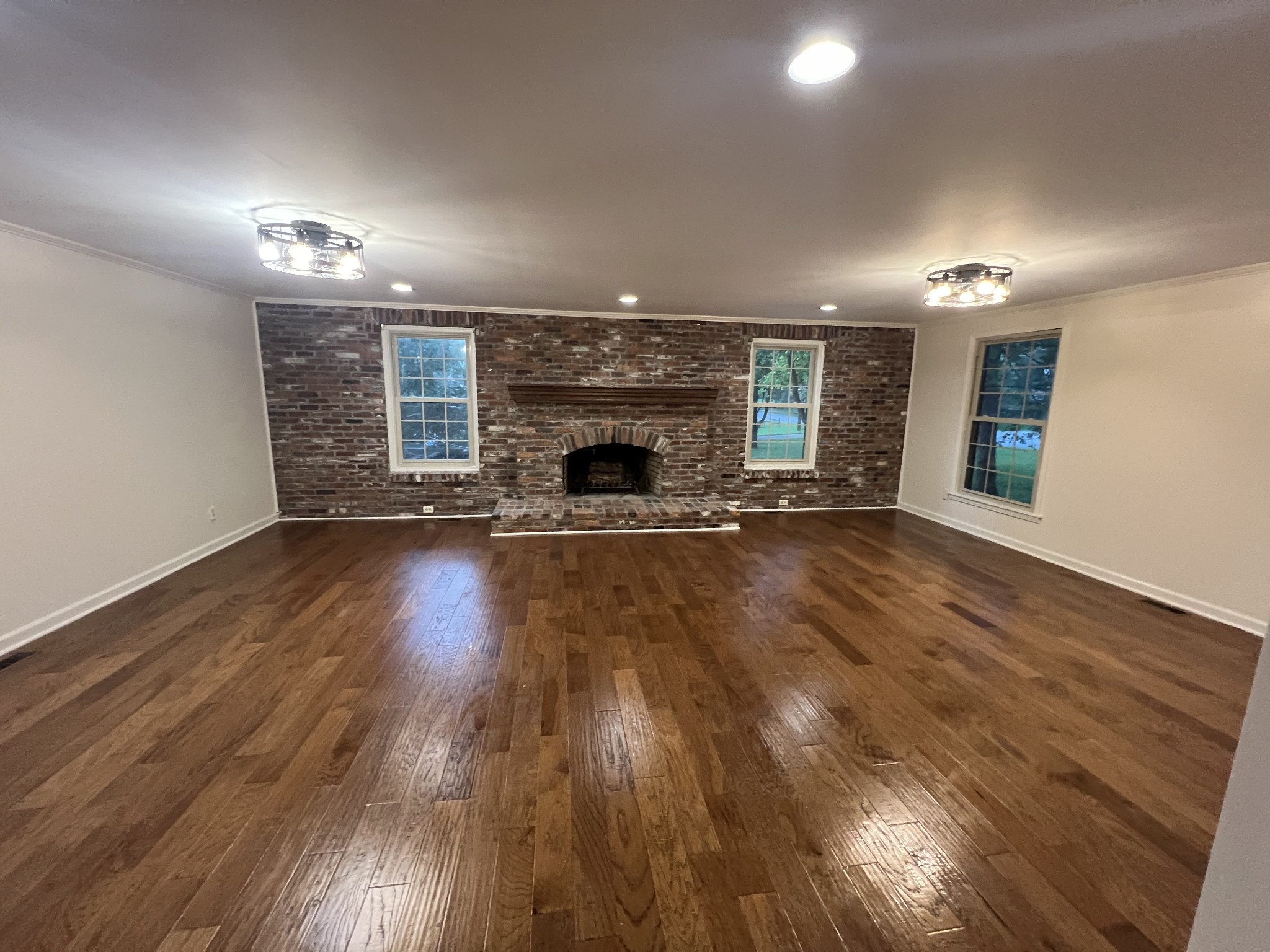 114 Timberline Dr