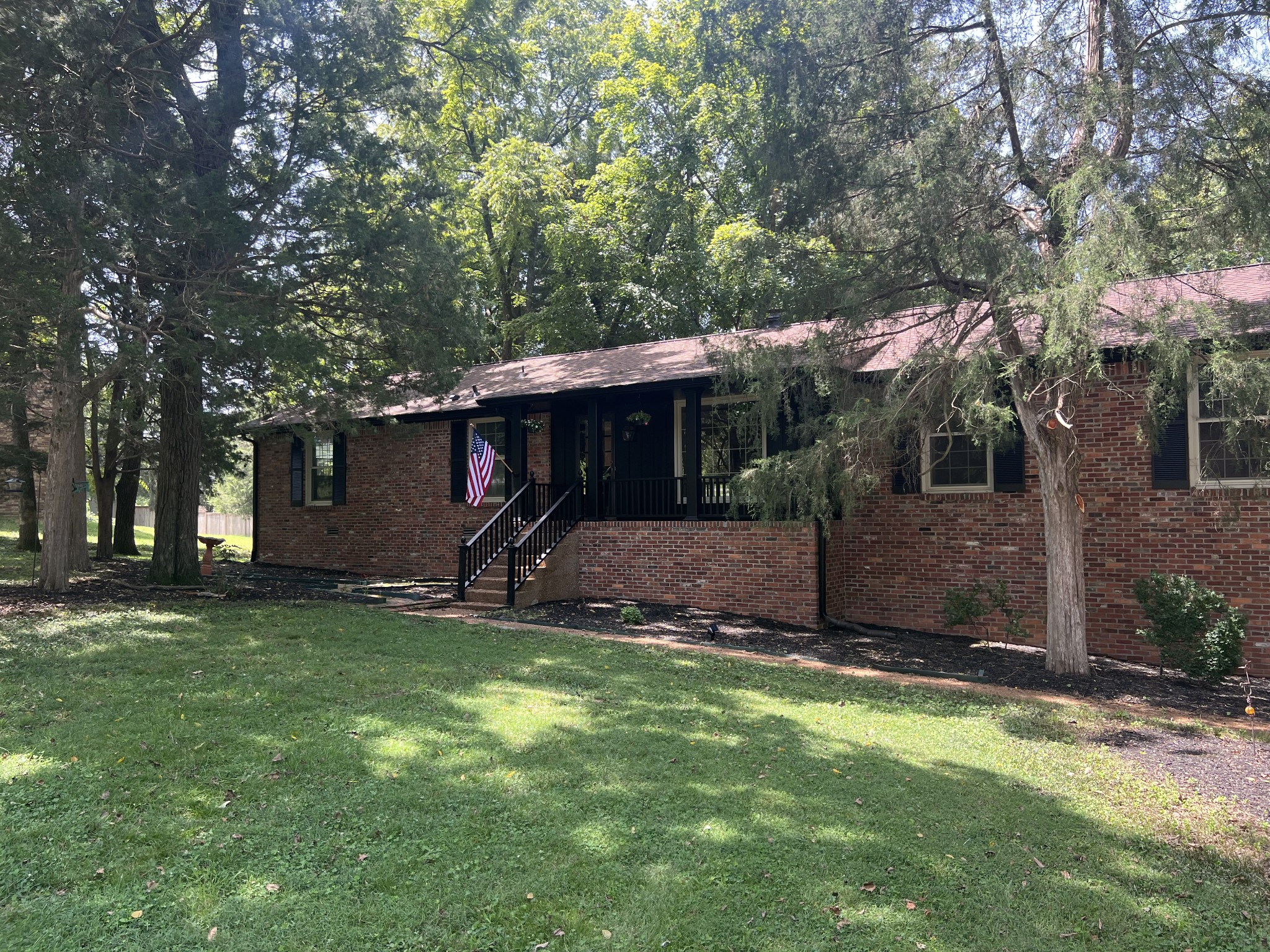 114 Timberline Dr
