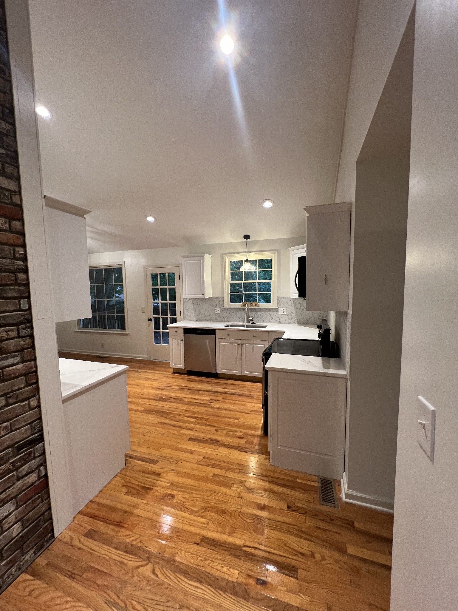 114 Timberline Dr