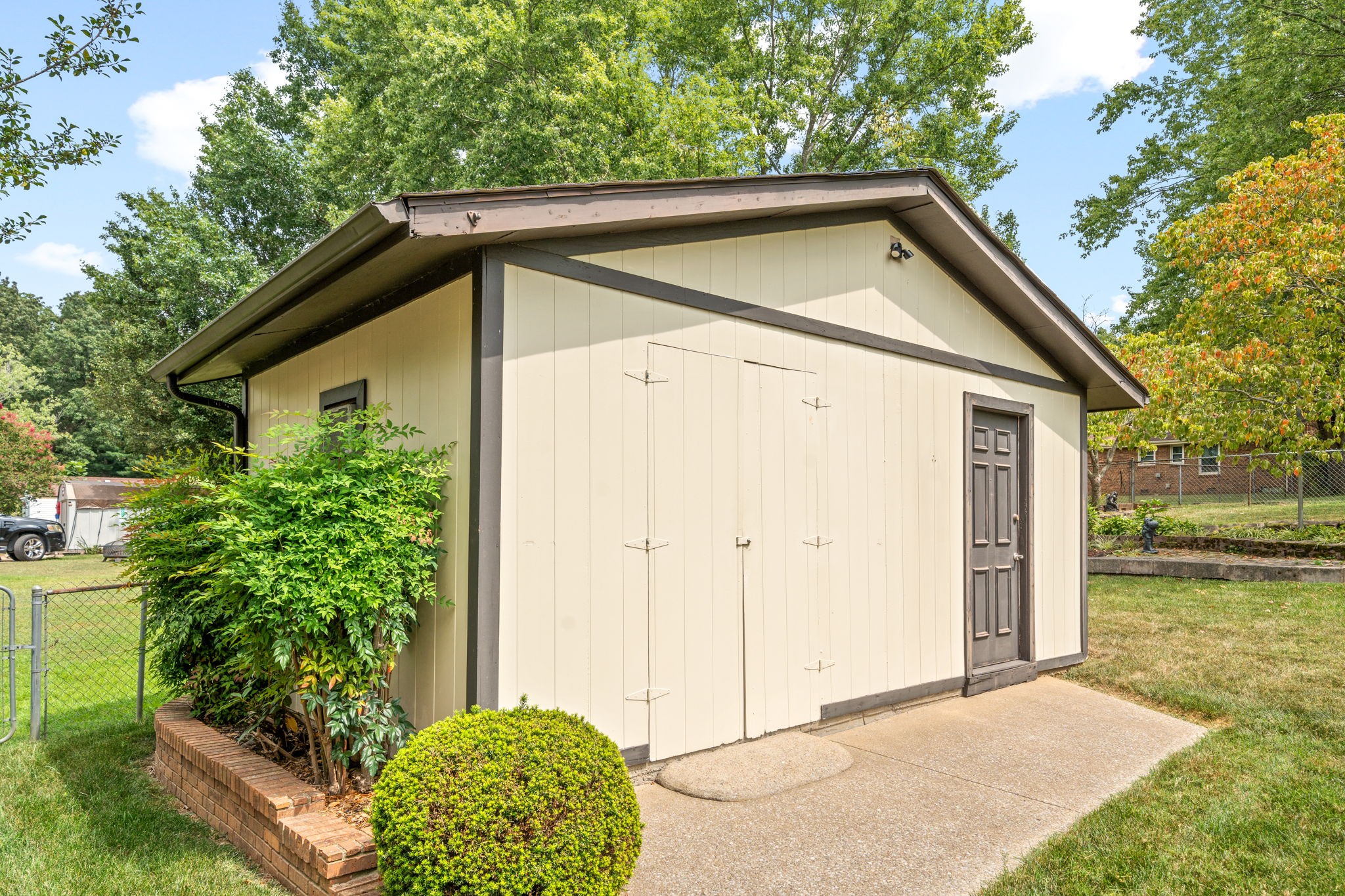 156 W Concord Dr