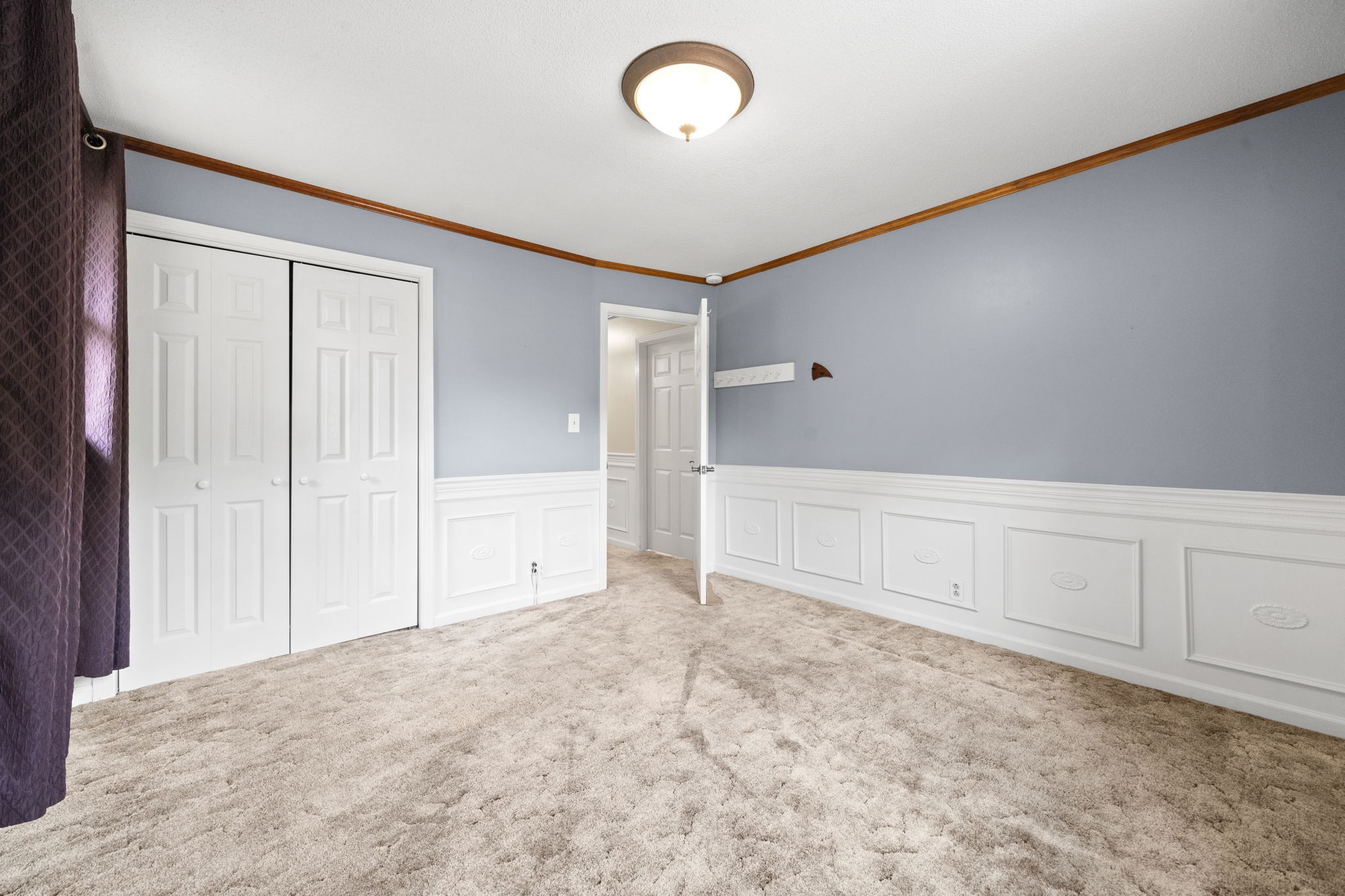 156 W Concord Dr