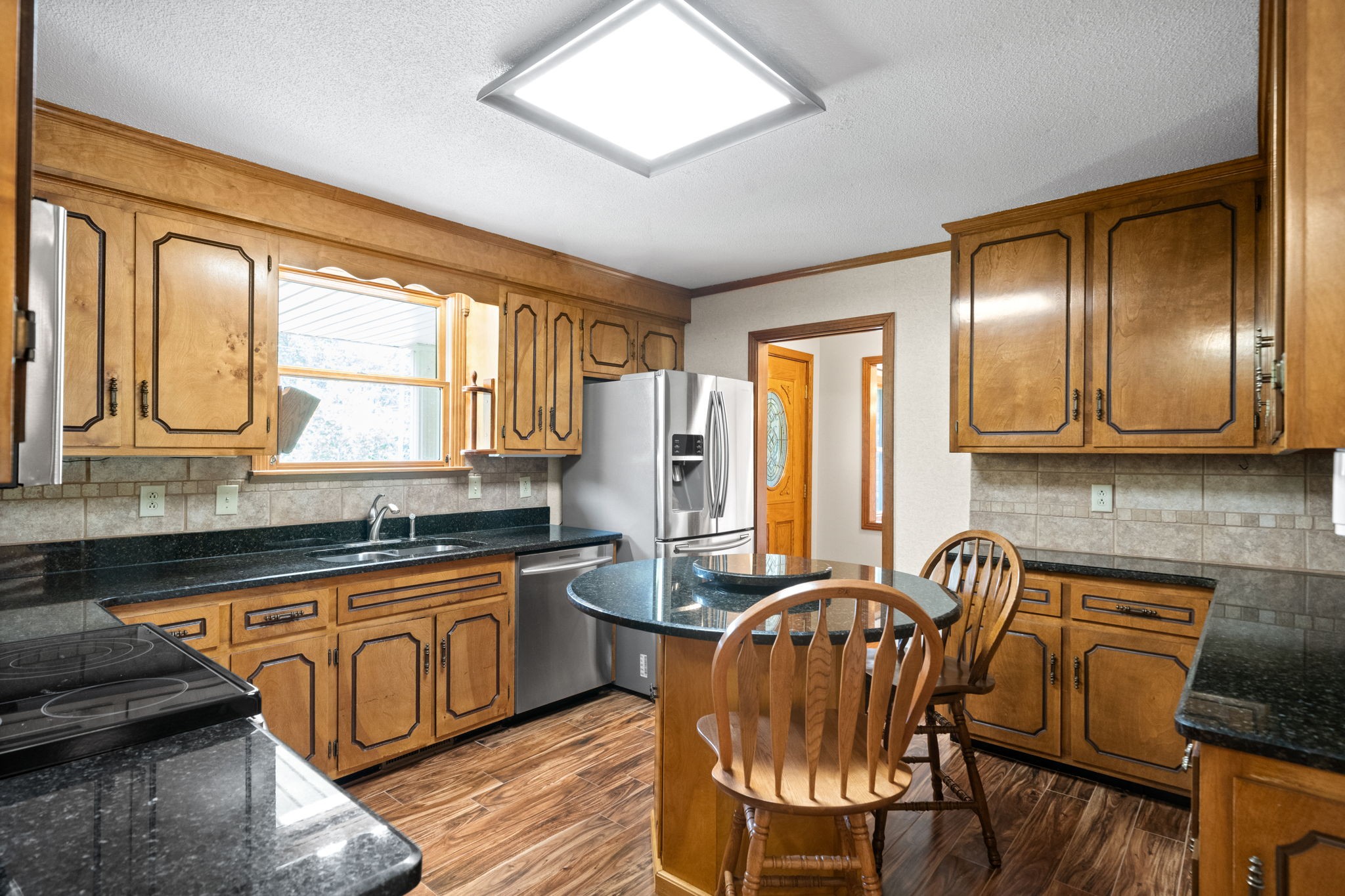 156 W Concord Dr