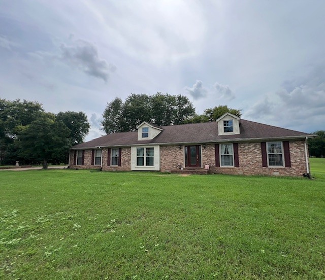 107 Brights Ln