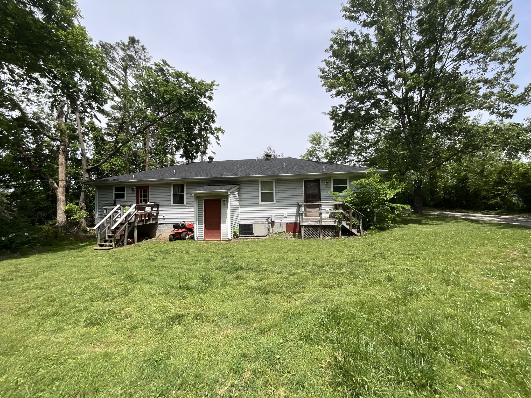 1622 Golf Club Ln