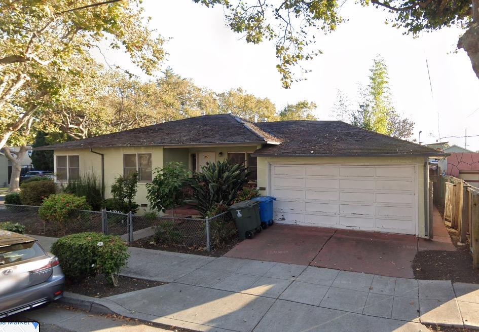 252 N Fremont Street