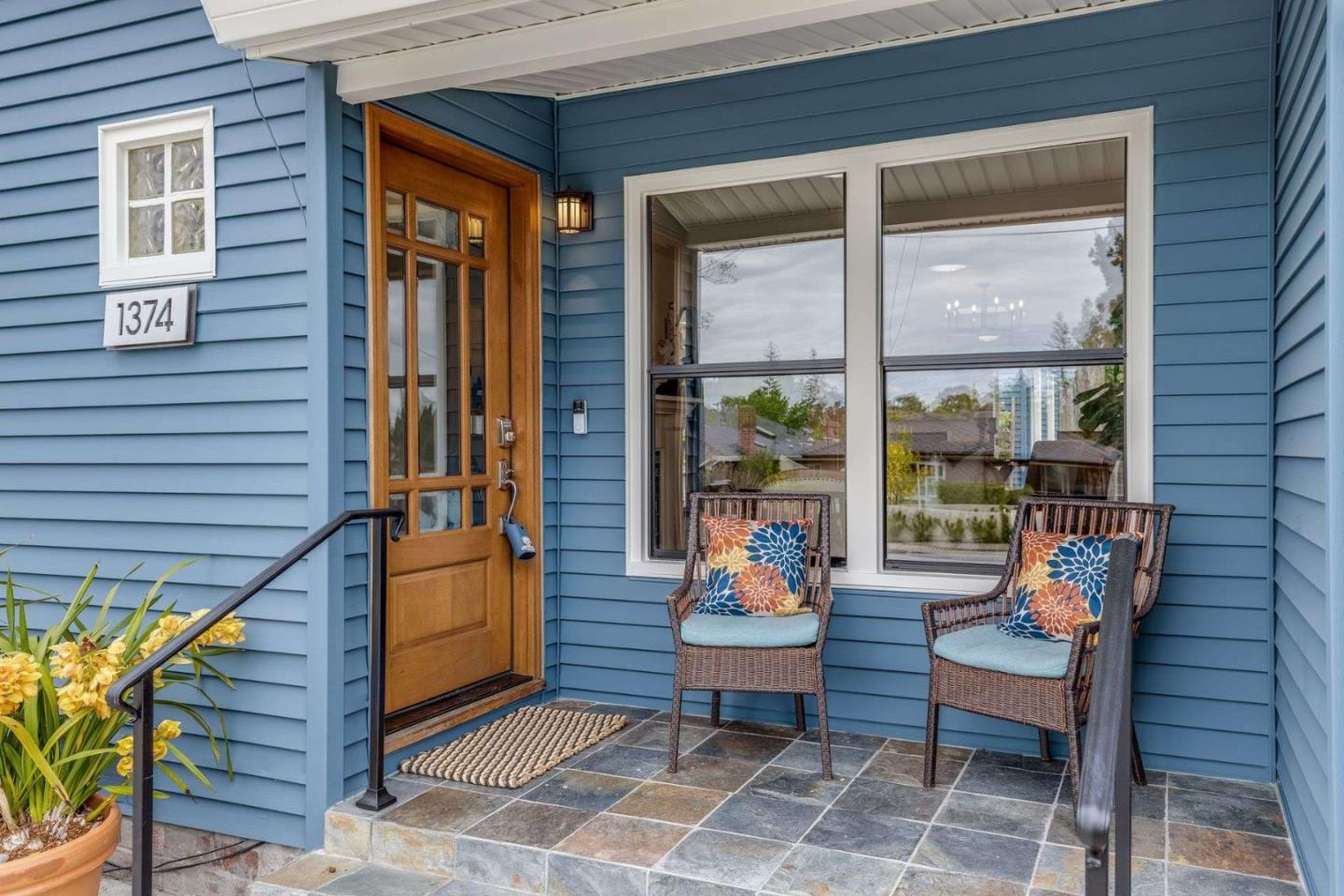 1374 Alameda de las Pulgas