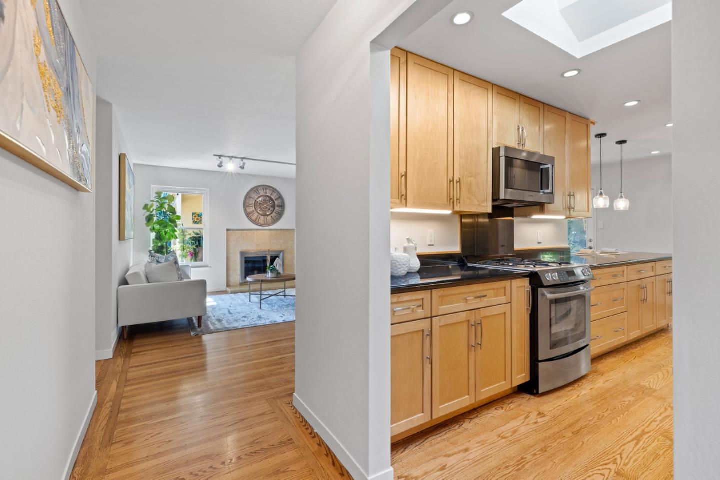 3703 Country Club DR