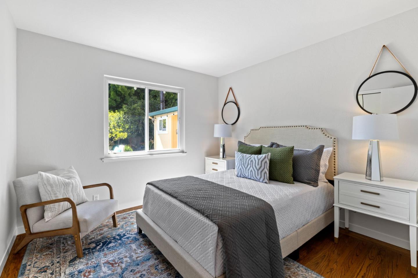 3703 Country Club DR