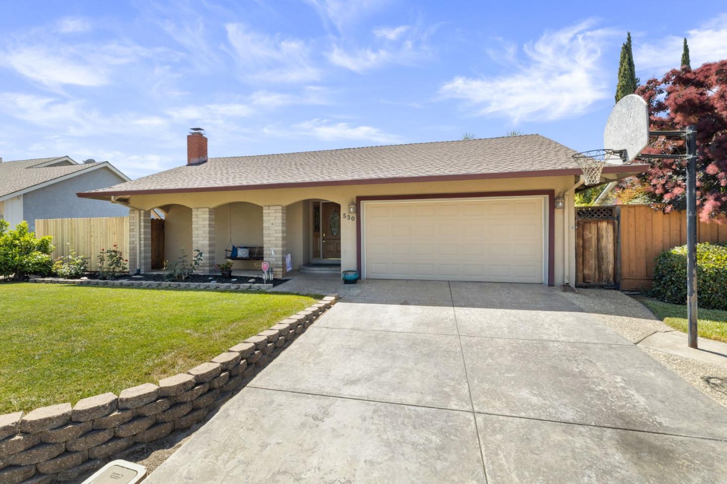 530 Starling AVE