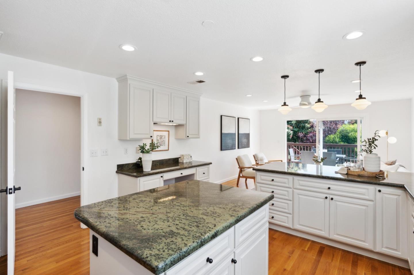 436 Valdez Avenue