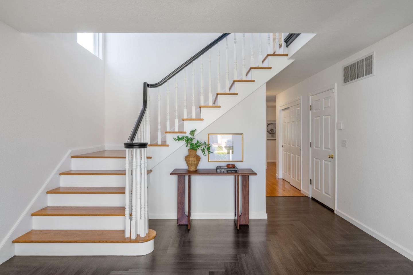 436 Valdez Avenue
