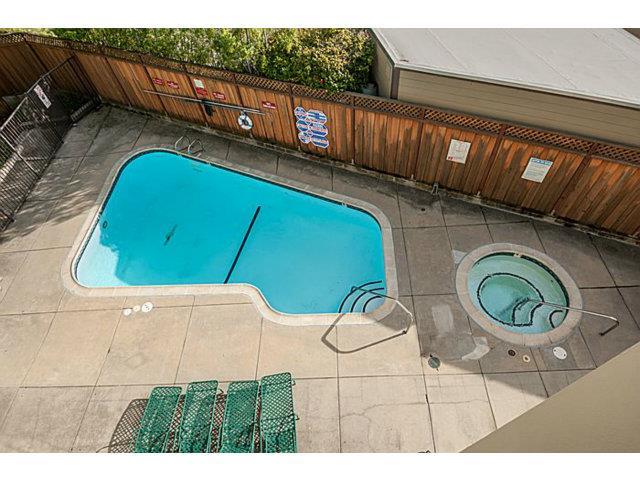 425 North El Camino Real 201