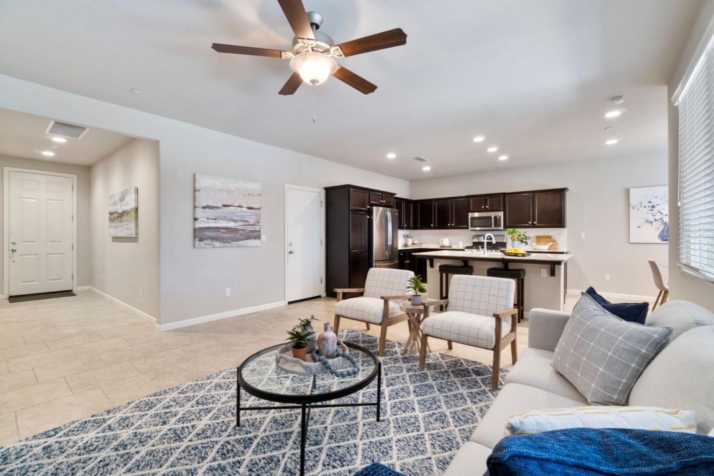 3121 Alamos AVE