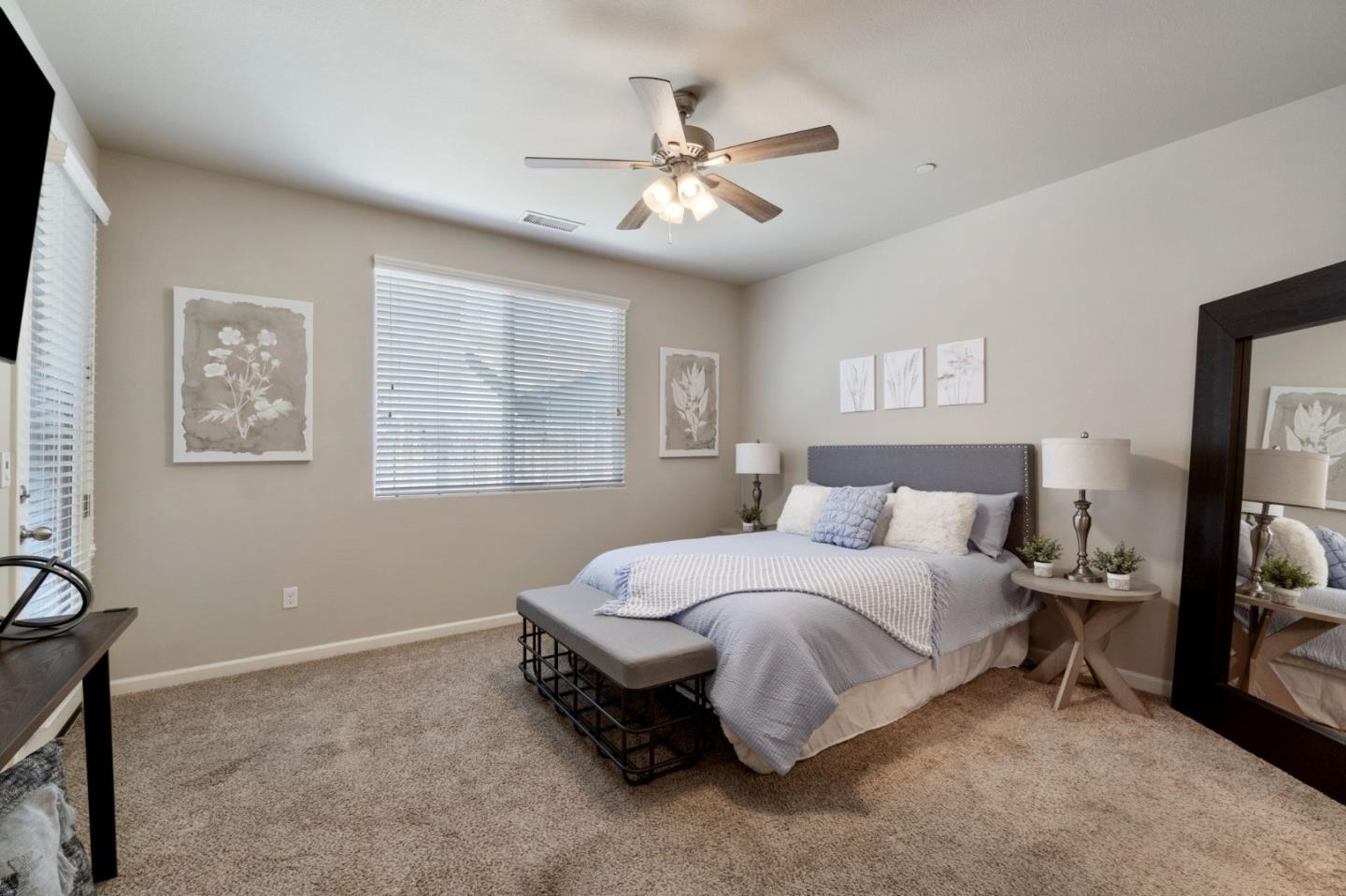3121 Alamos AVE