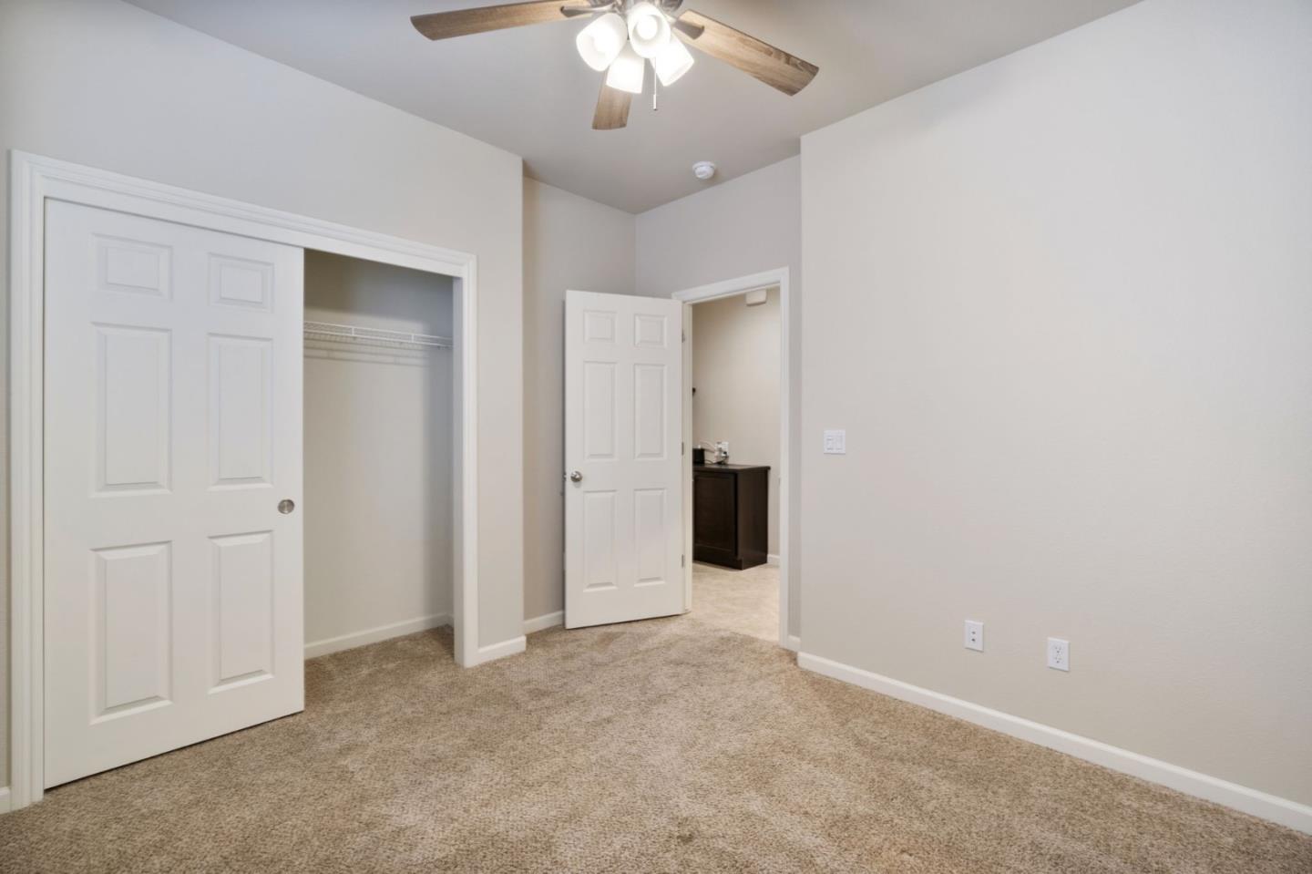3121 Alamos AVE