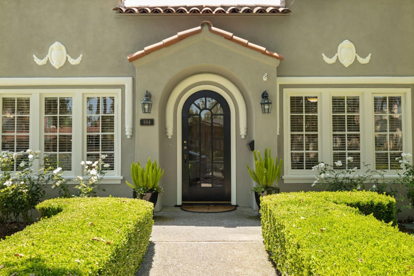 994 Willow Glen WAY