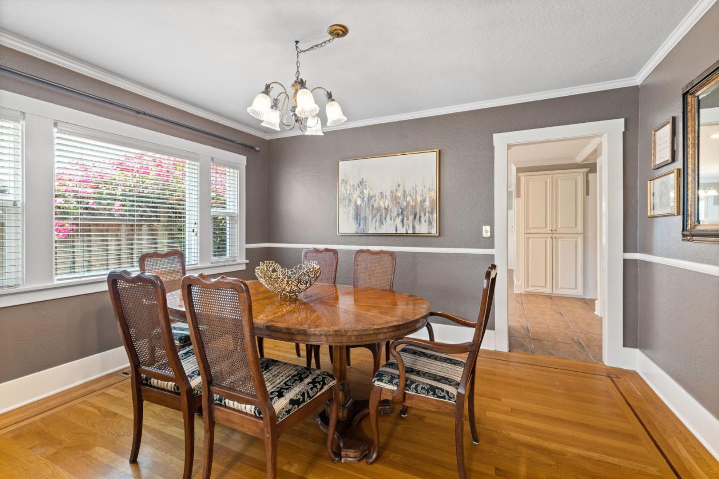 994 Willow Glen WAY
