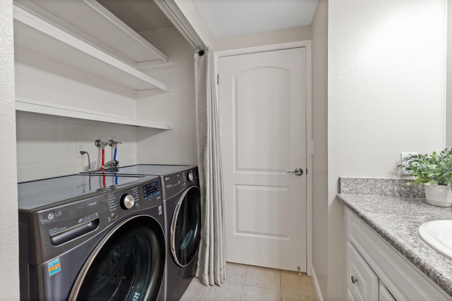 5518 Sean CIR 46