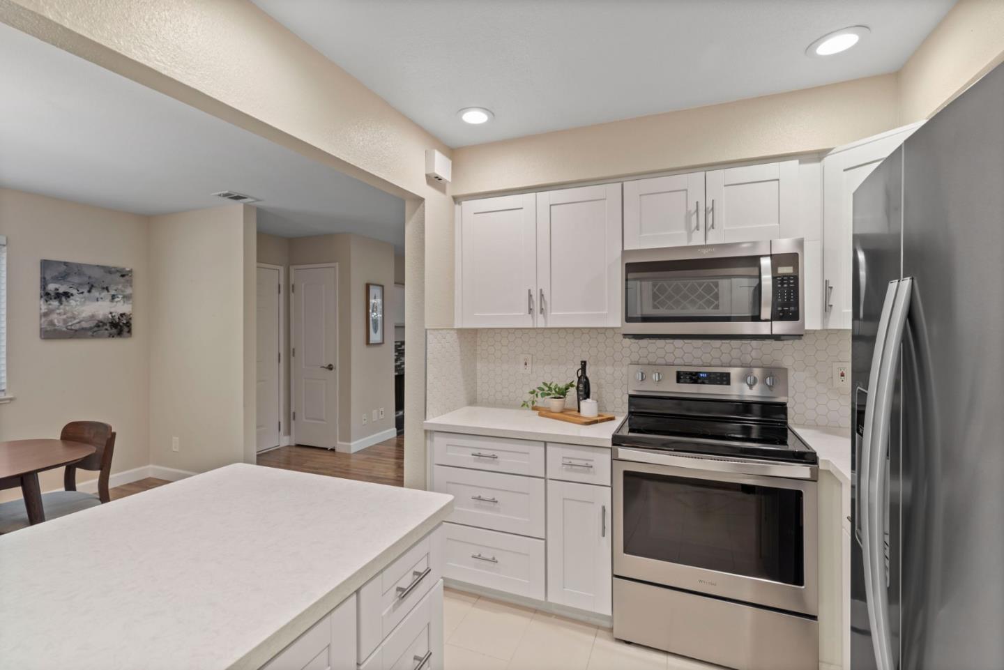 5518 Sean CIR 46